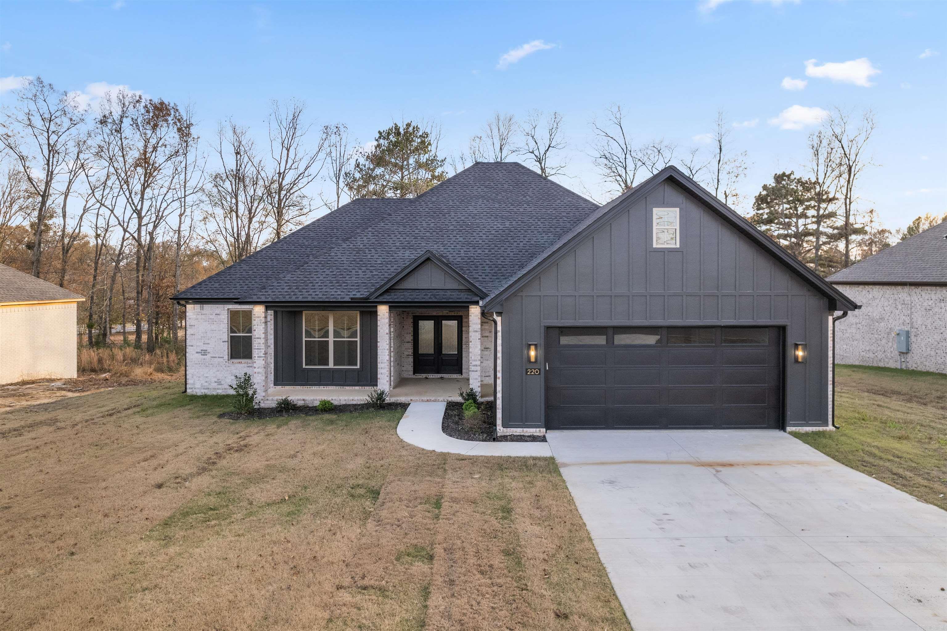 HIDDEN VALLEY ESTATES - Residential