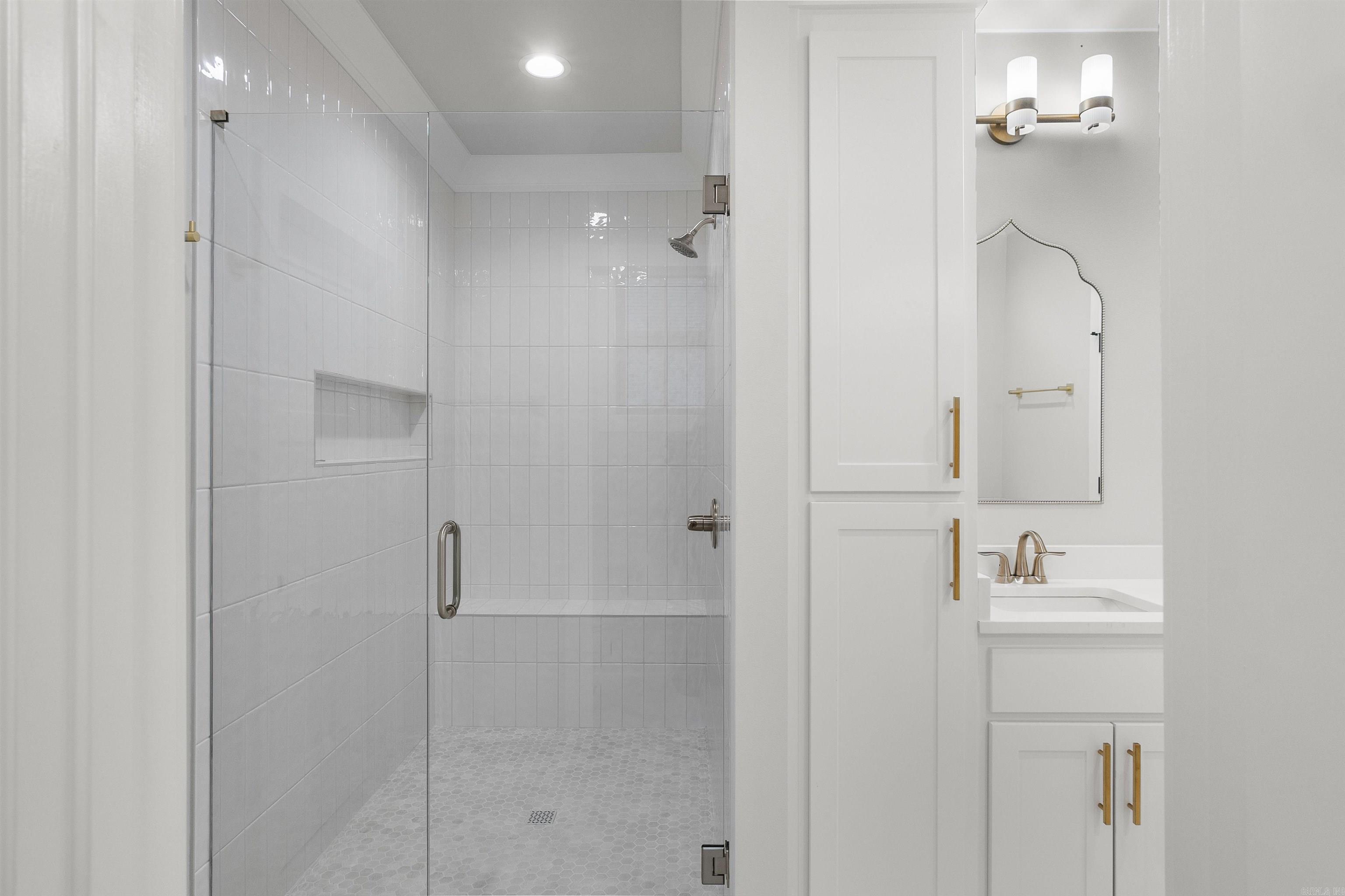 HIDDEN VALLEY ESTATES - Residential