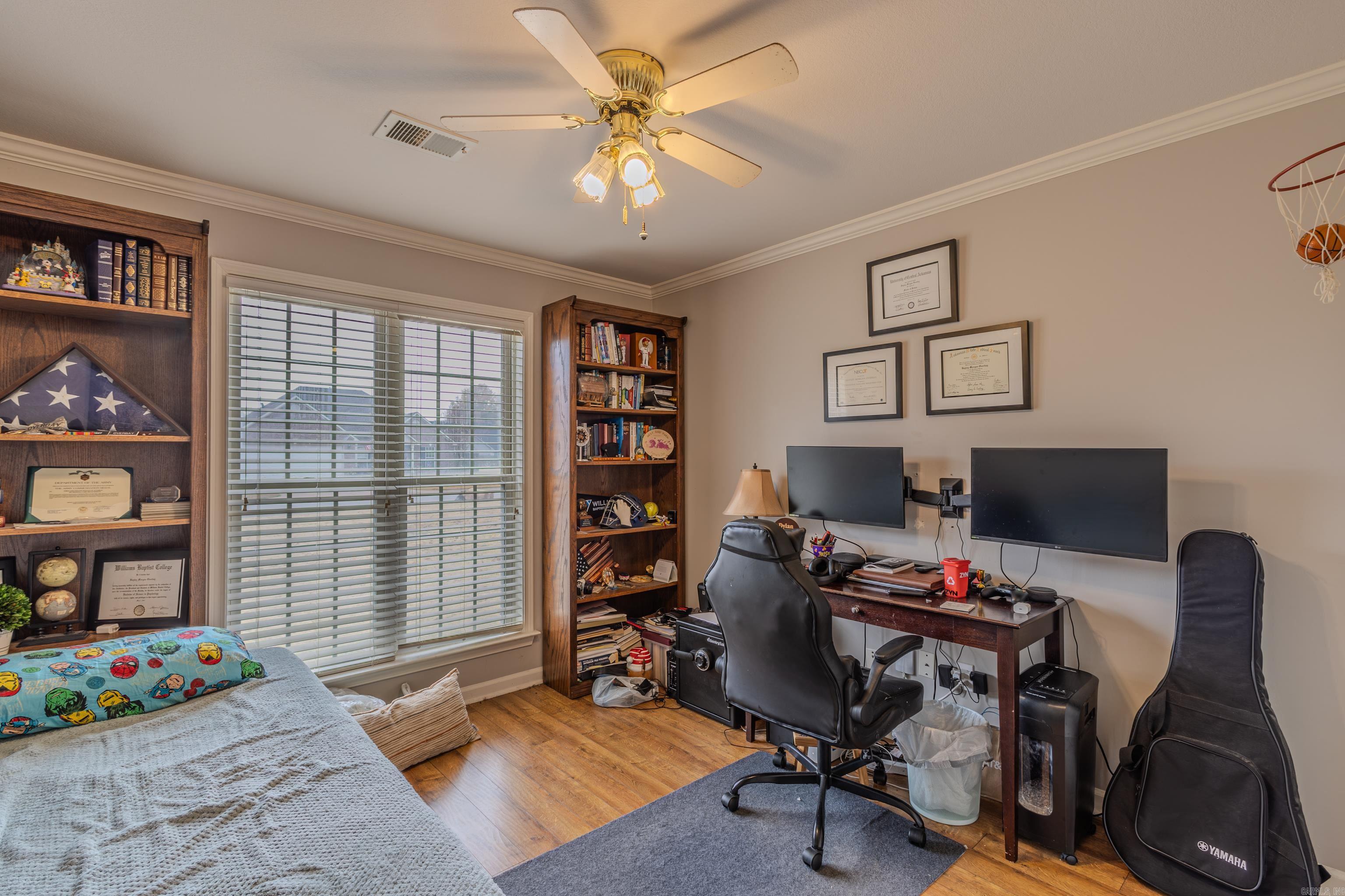 WOODLAND HEIGHTS - Residential