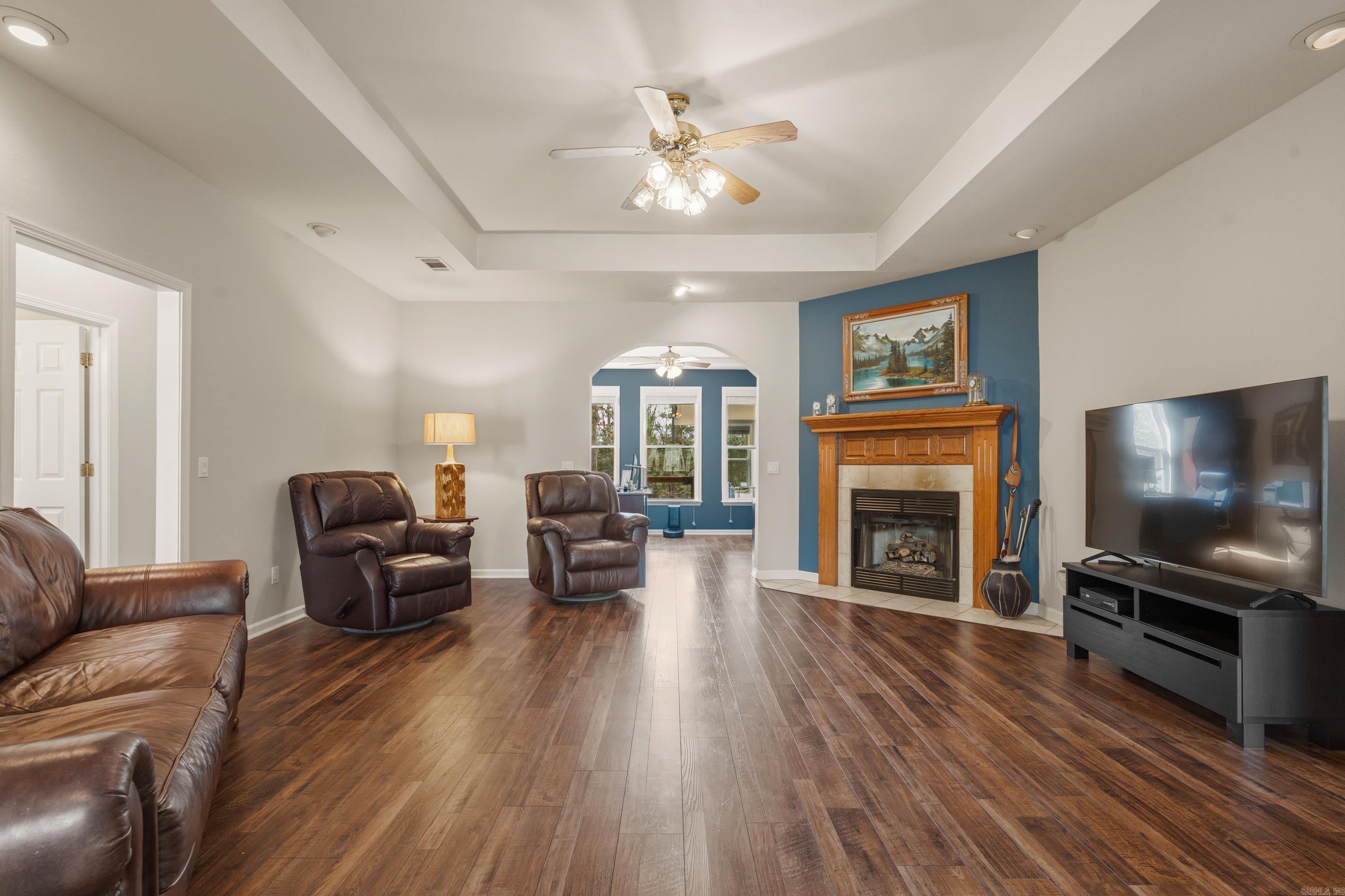 TIBURON - Residential