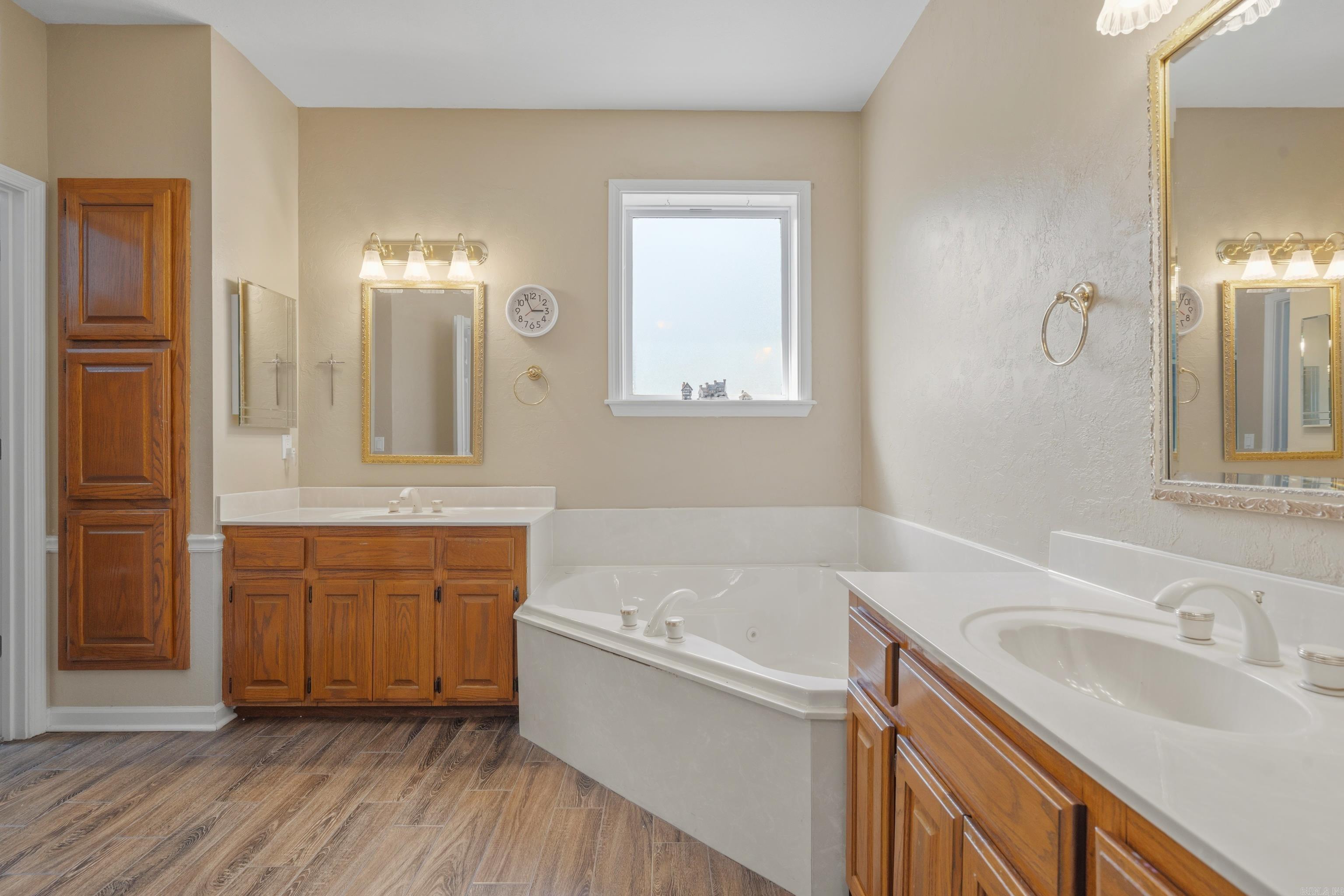 TIBURON - Residential