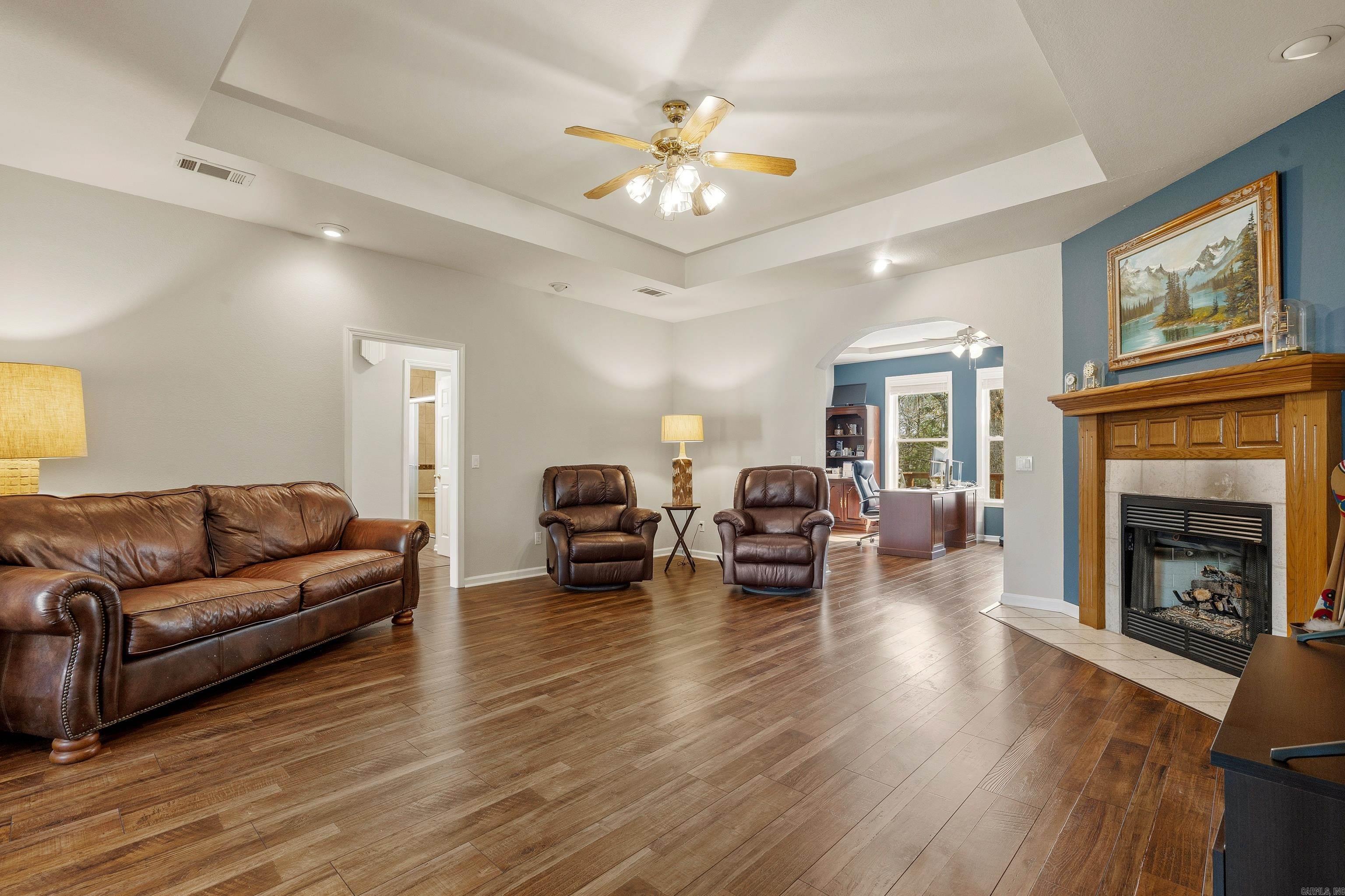 TIBURON - Residential