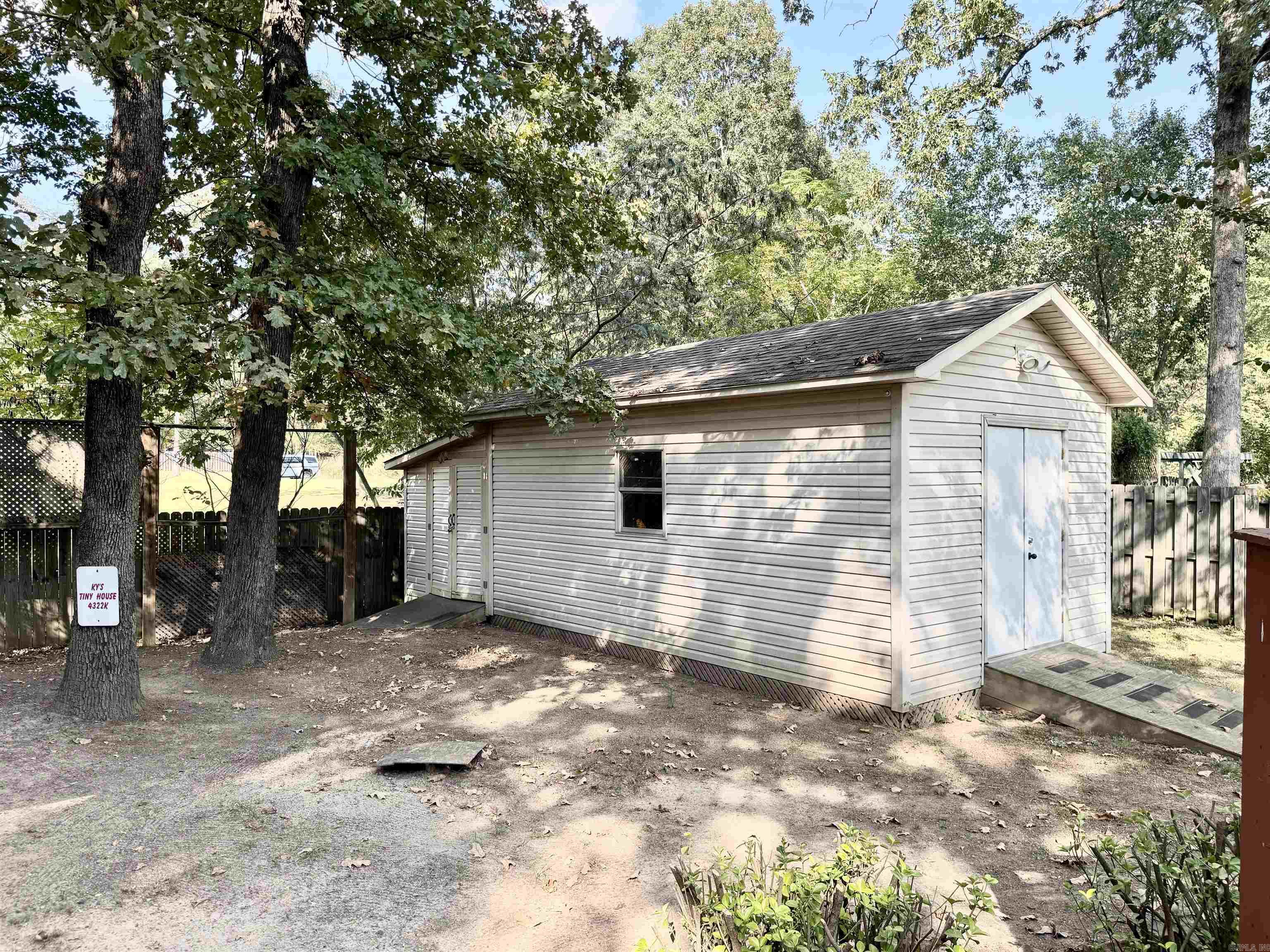 FAIR OAKS - Residential