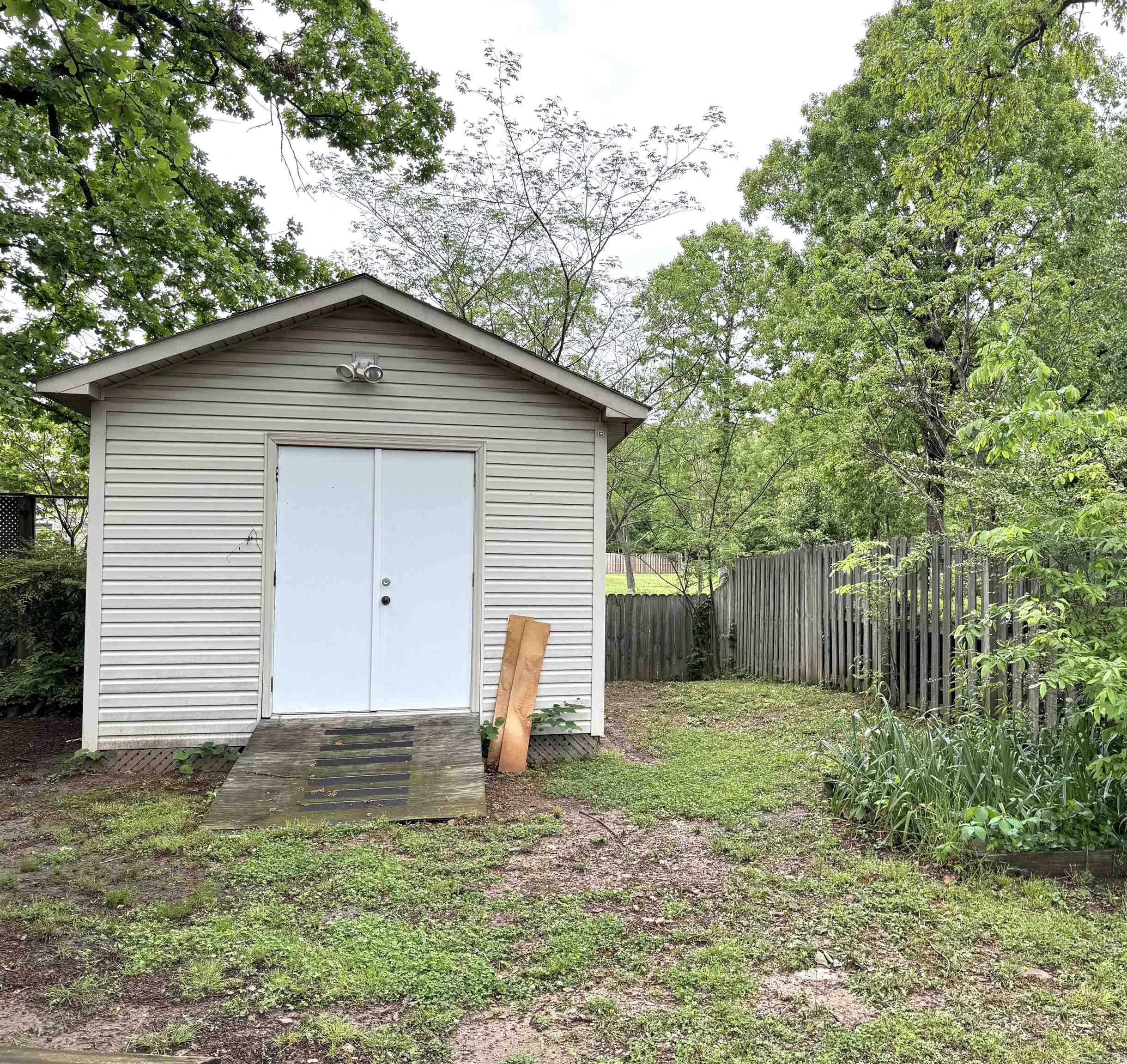 FAIR OAKS - Residential