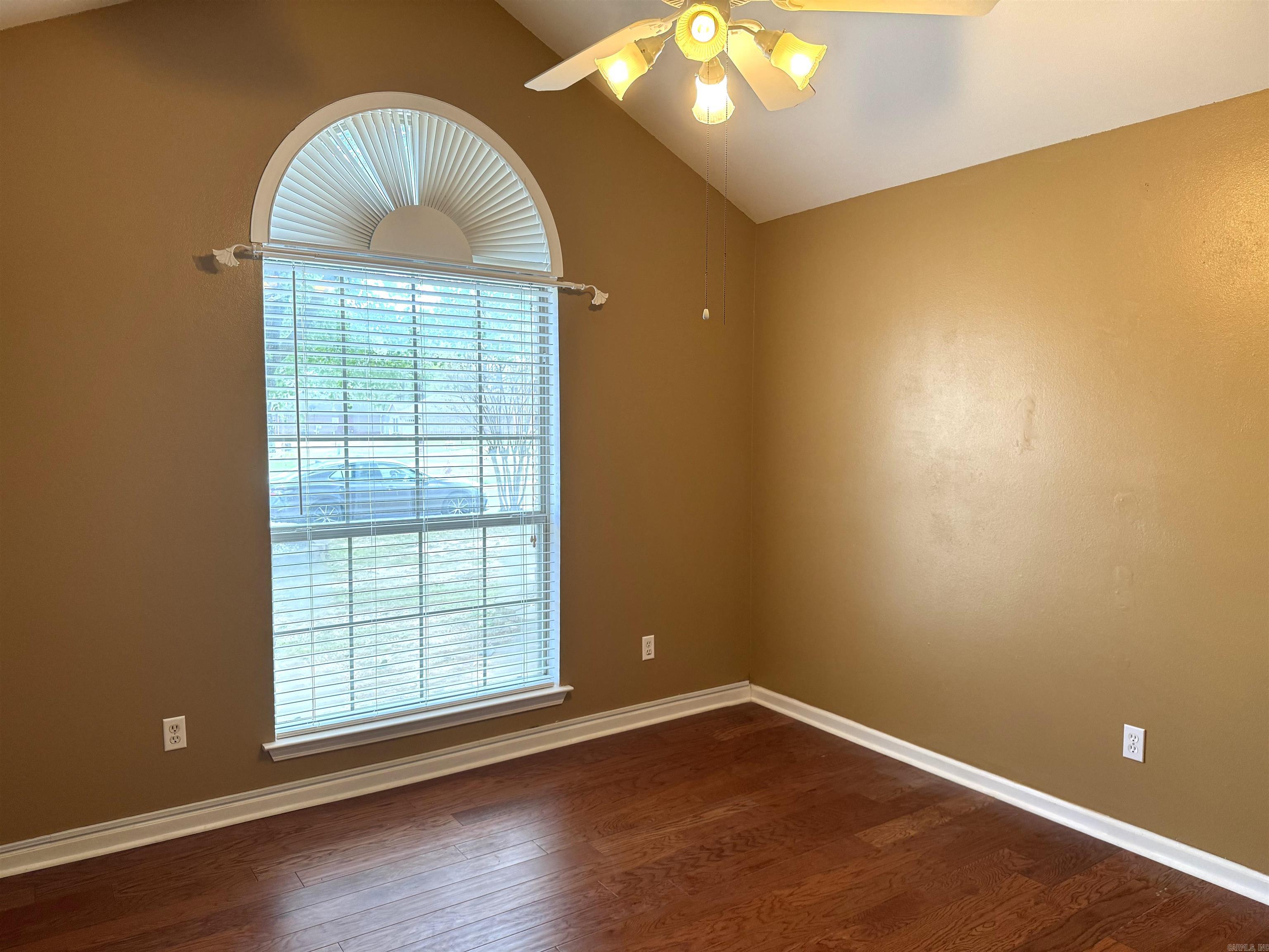 FAIR OAKS - Residential