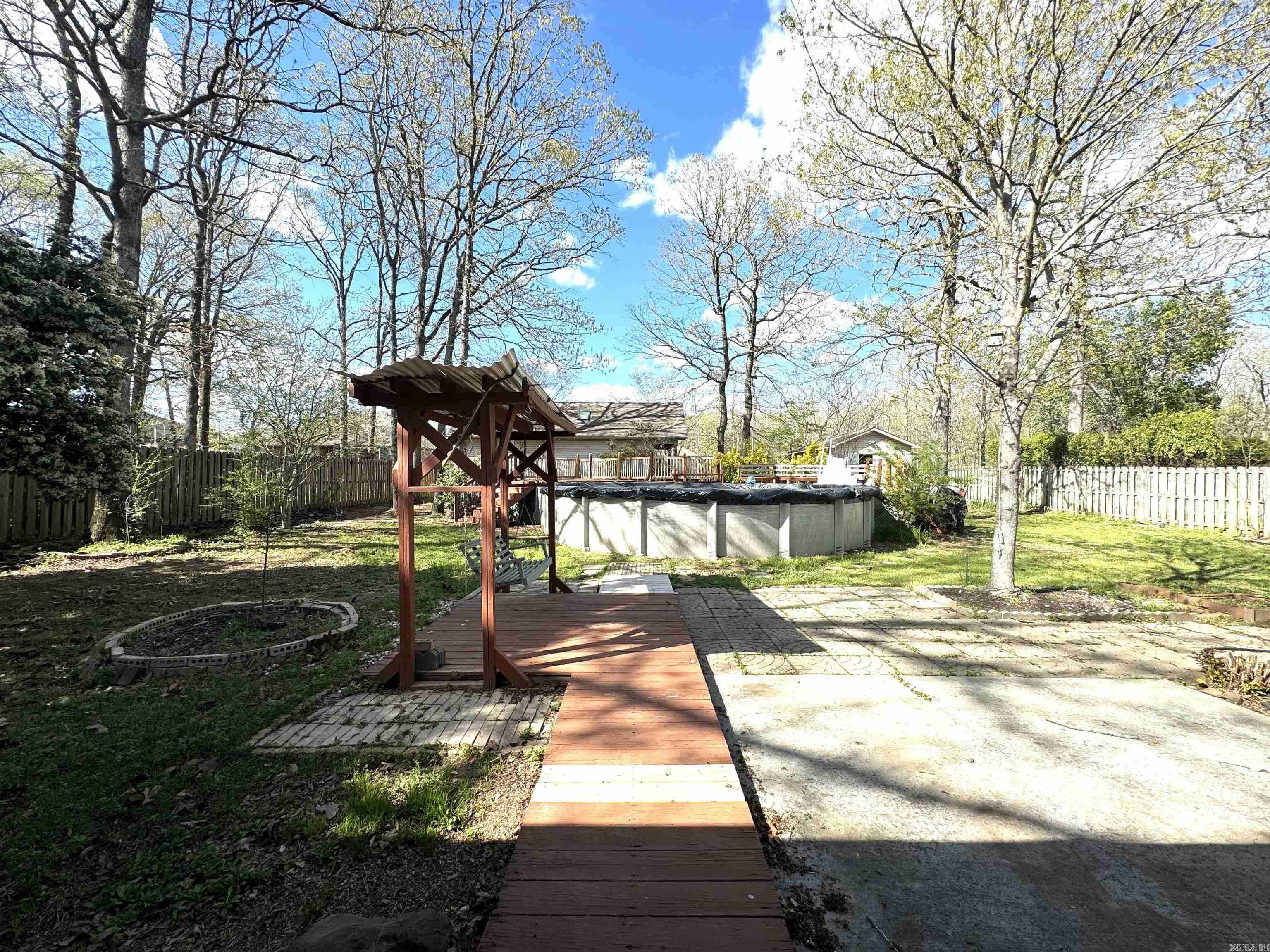 FAIR OAKS - Residential