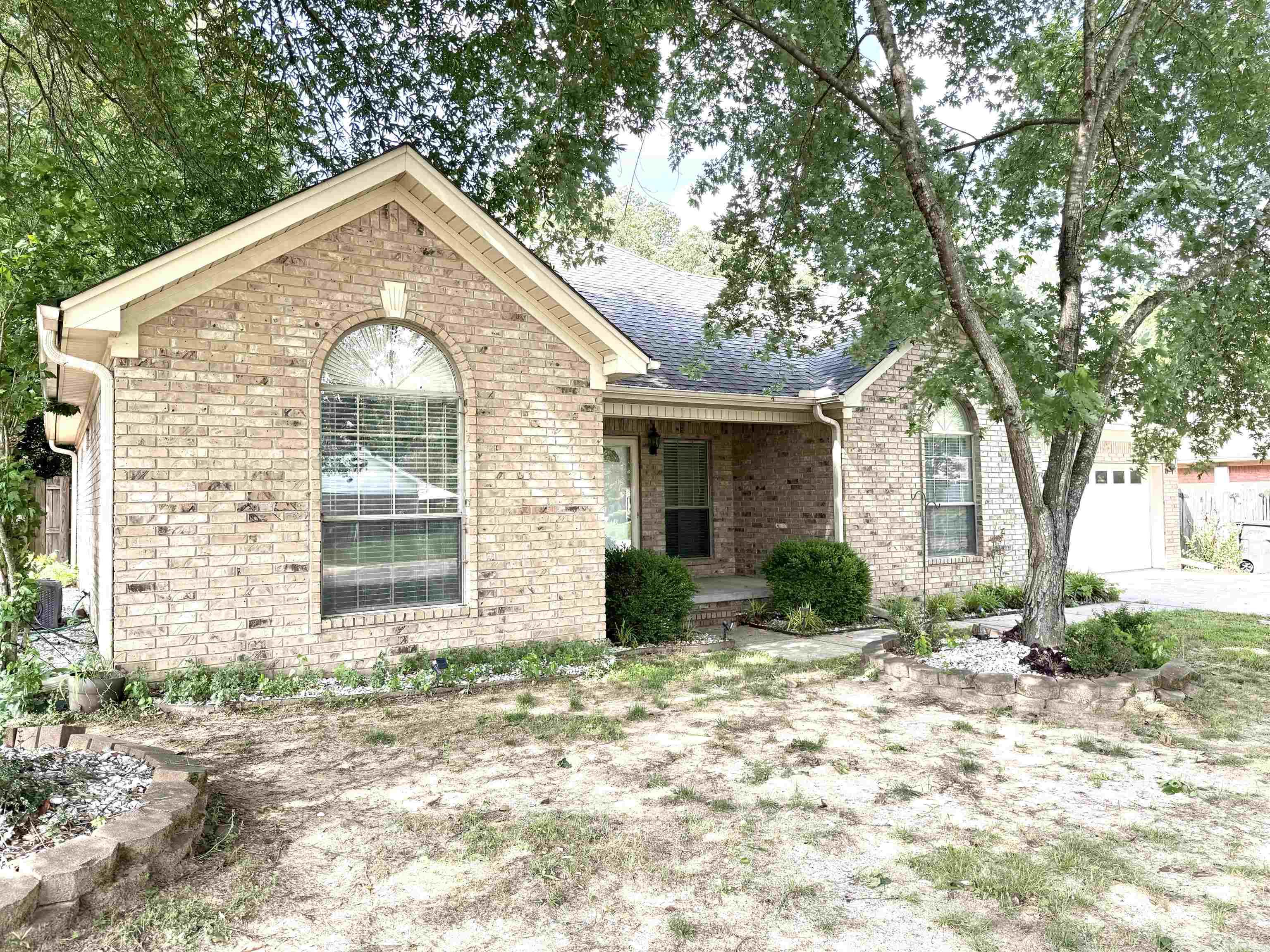 FAIR OAKS - Residential