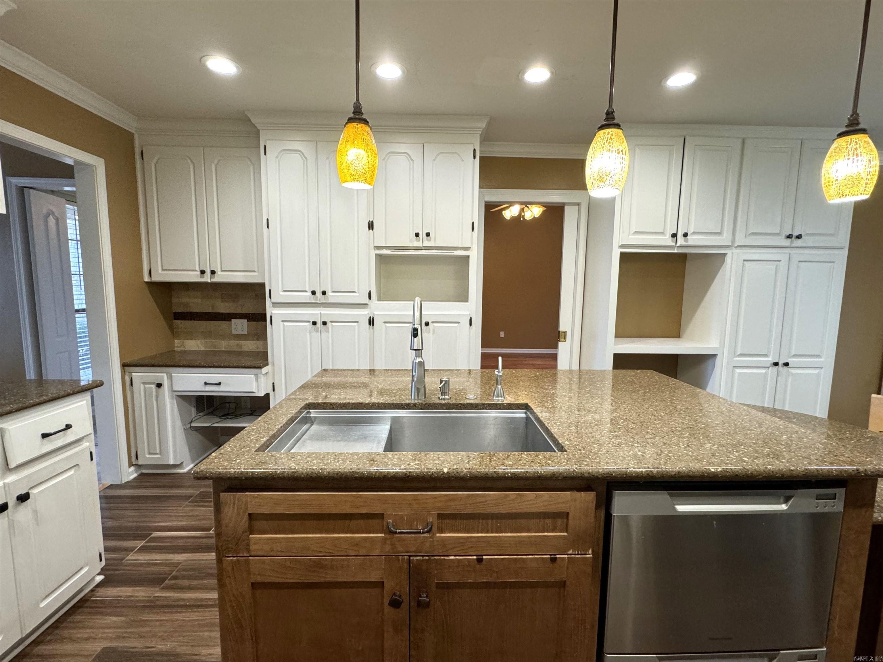 FAIR OAKS - Residential