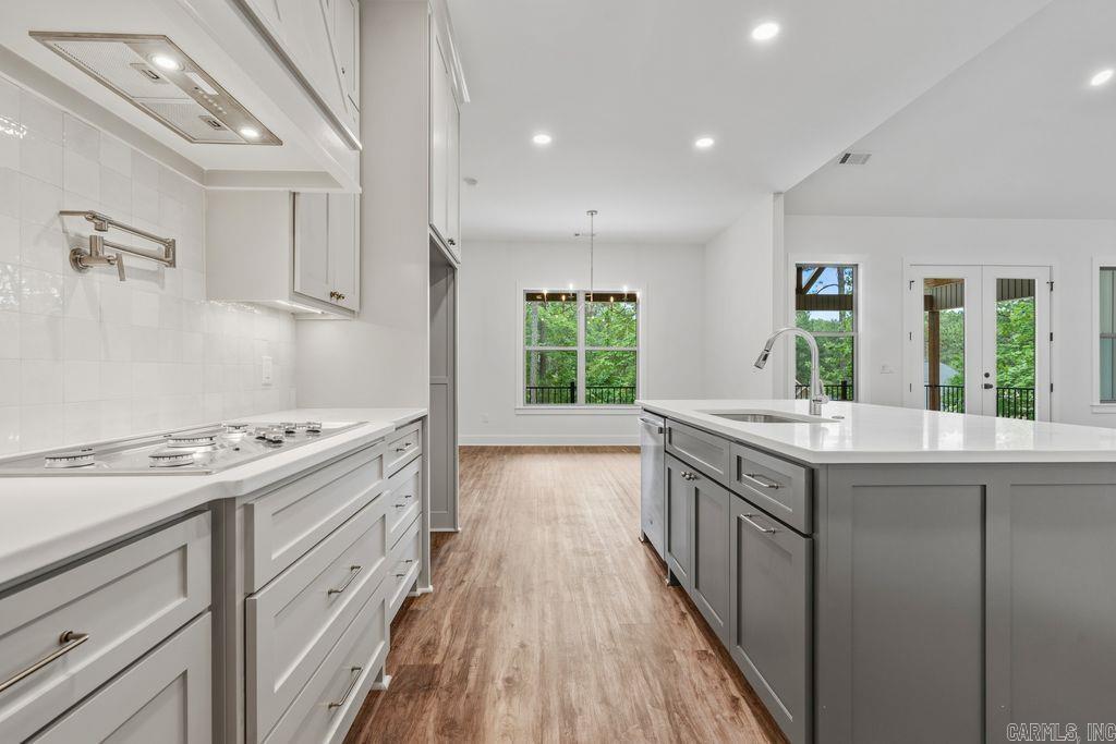 ALTA VISTA - Residential