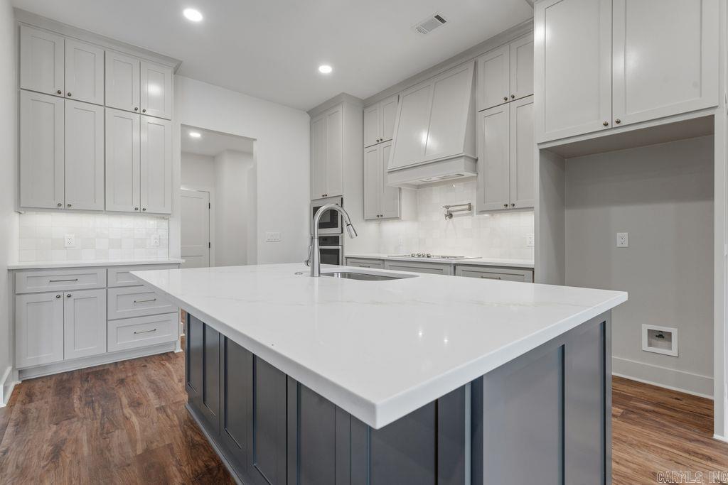 ALTA VISTA - Residential