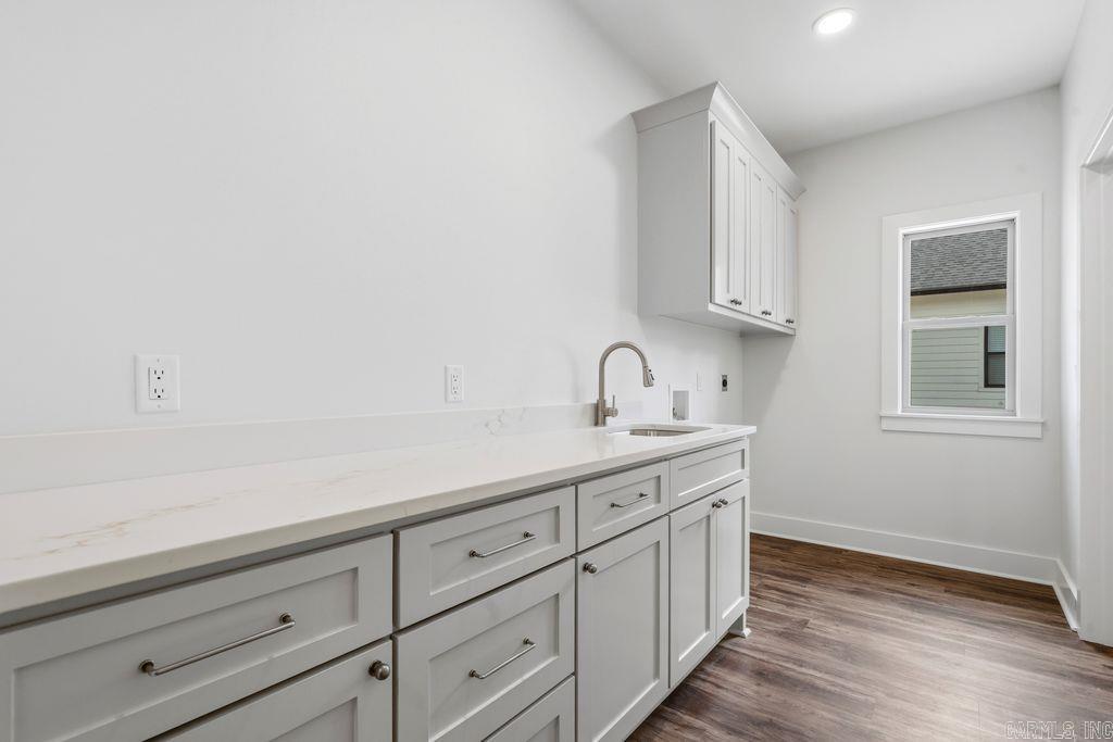 ALTA VISTA - Residential