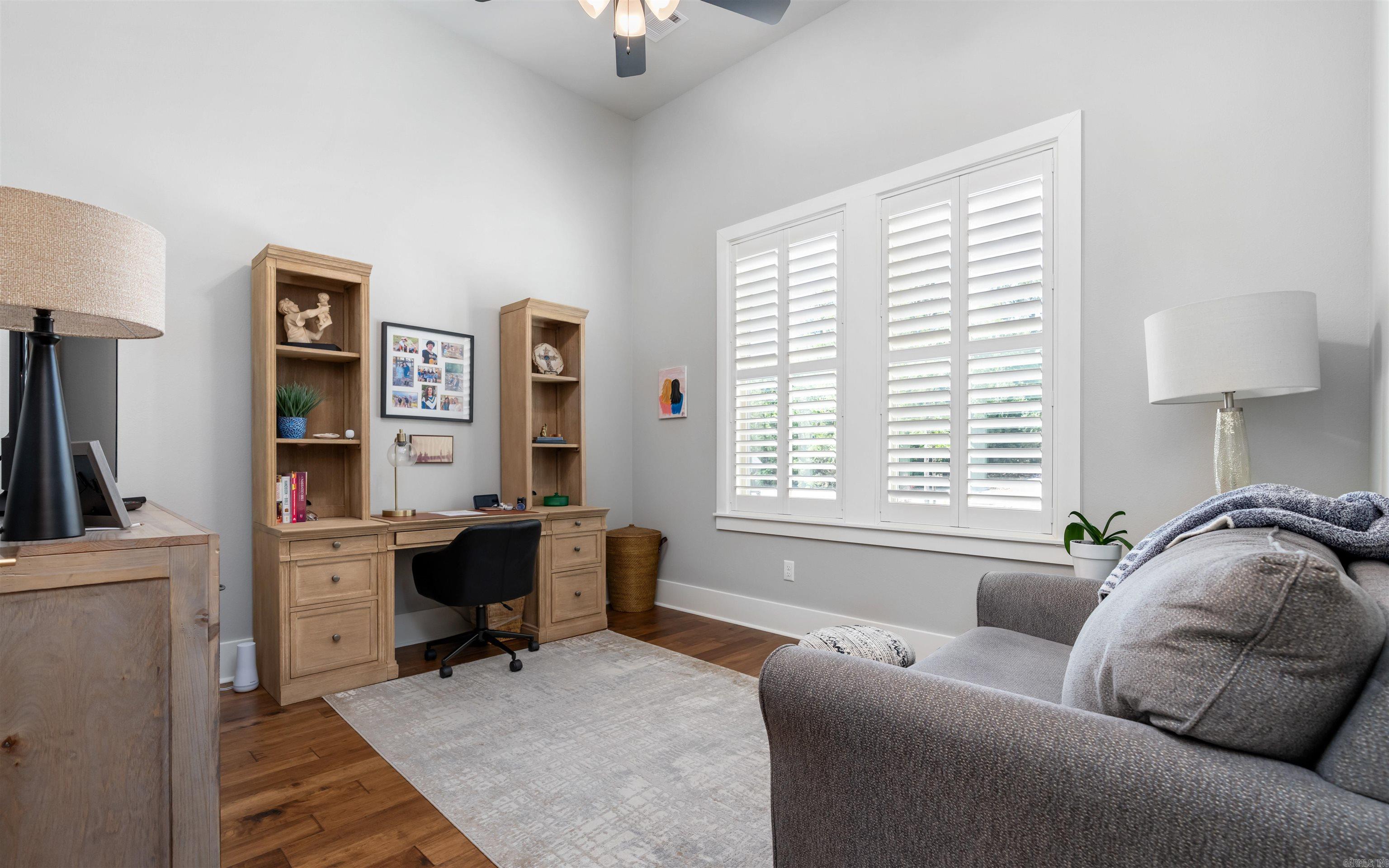 Isabella - Residential