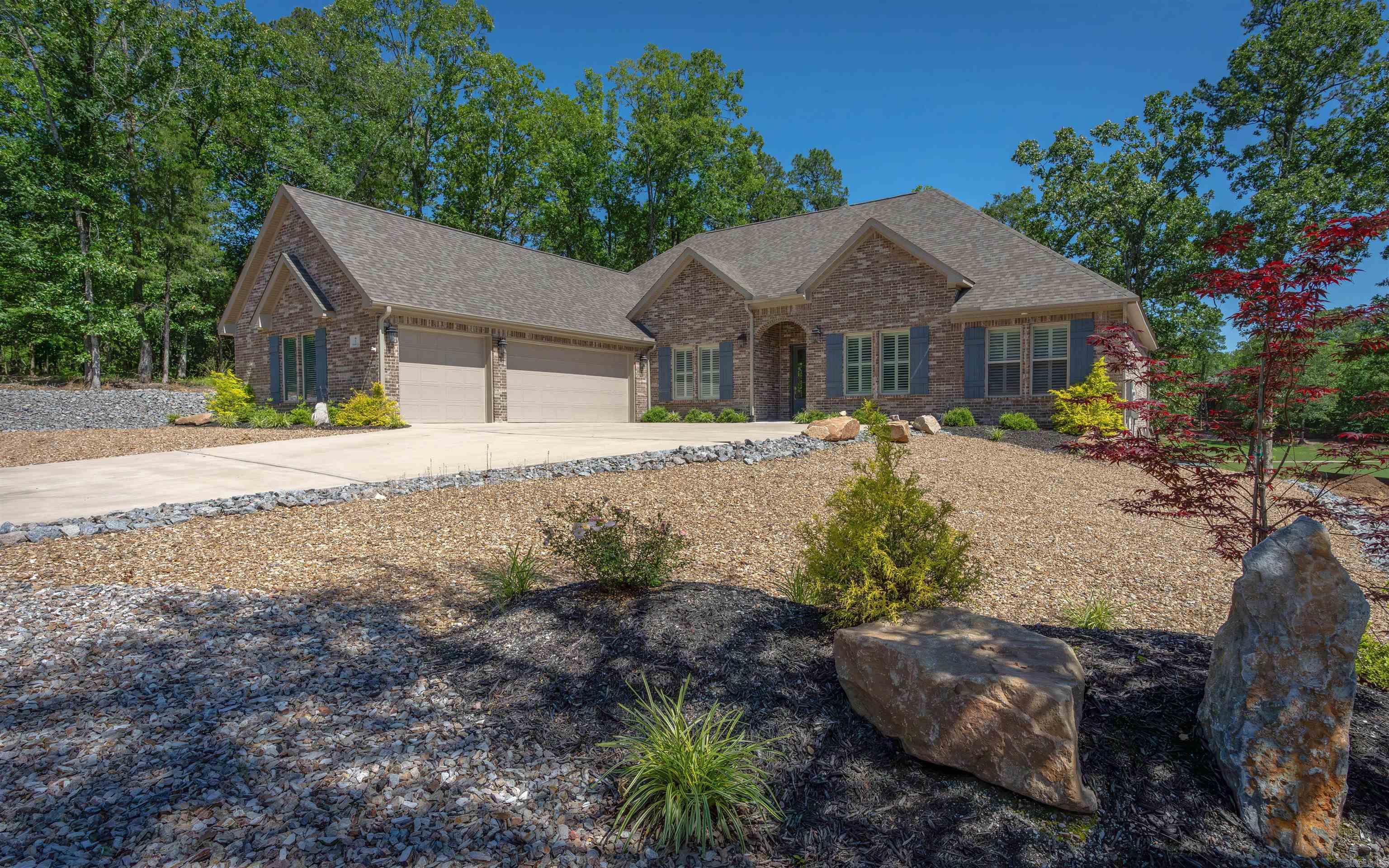 Isabella - Residential