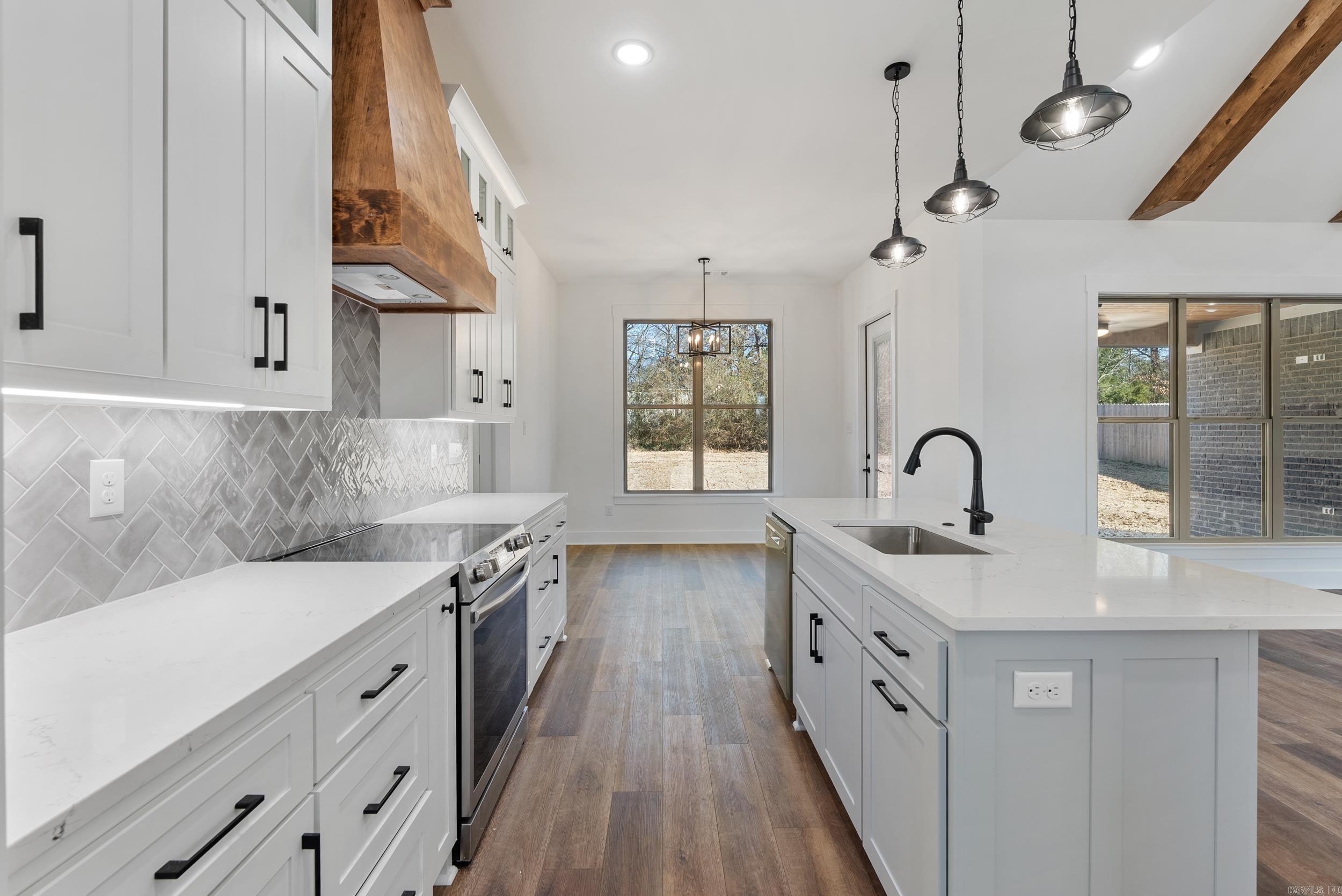 DENALI HEIGHTS - Residential