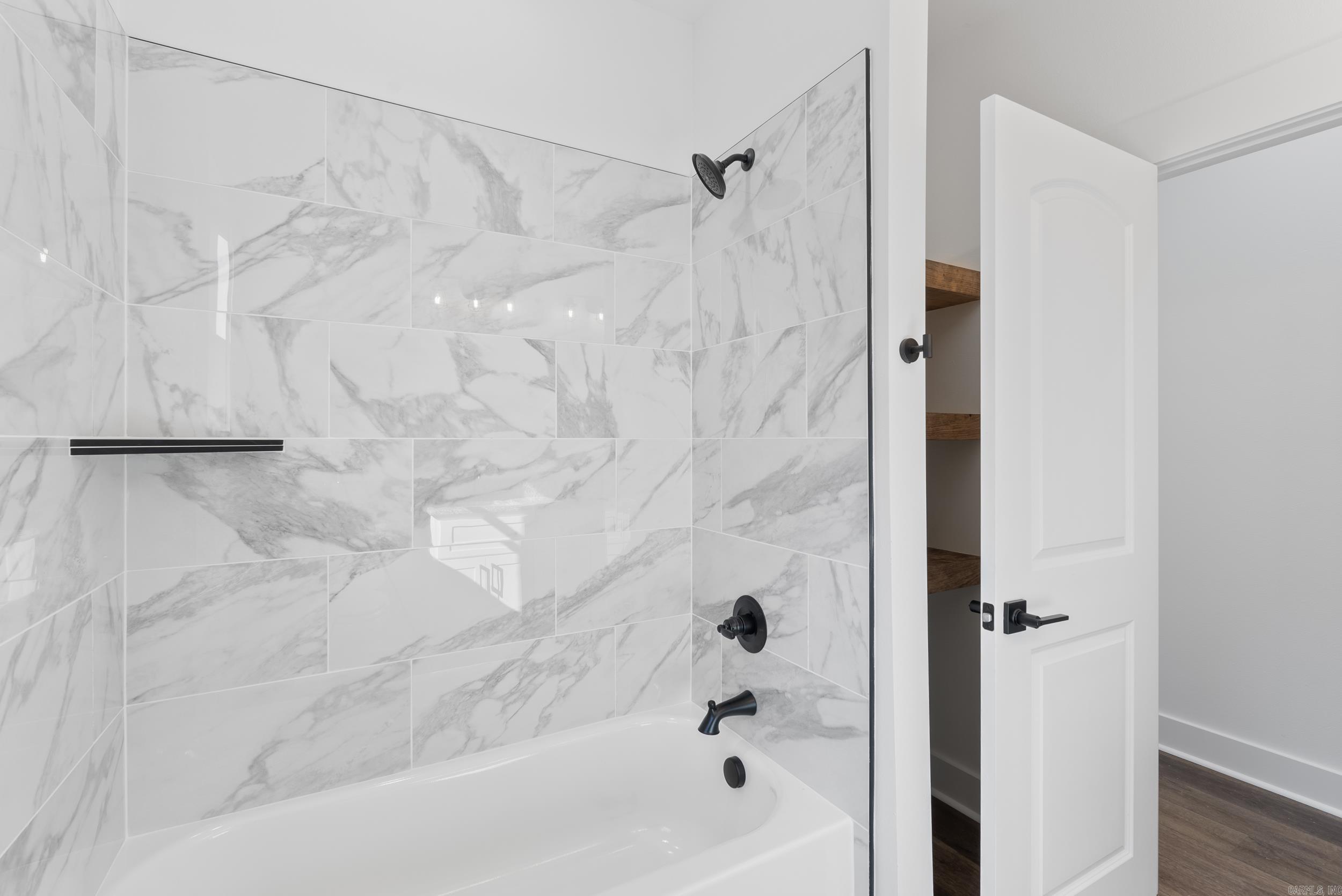 DENALI HEIGHTS - Residential