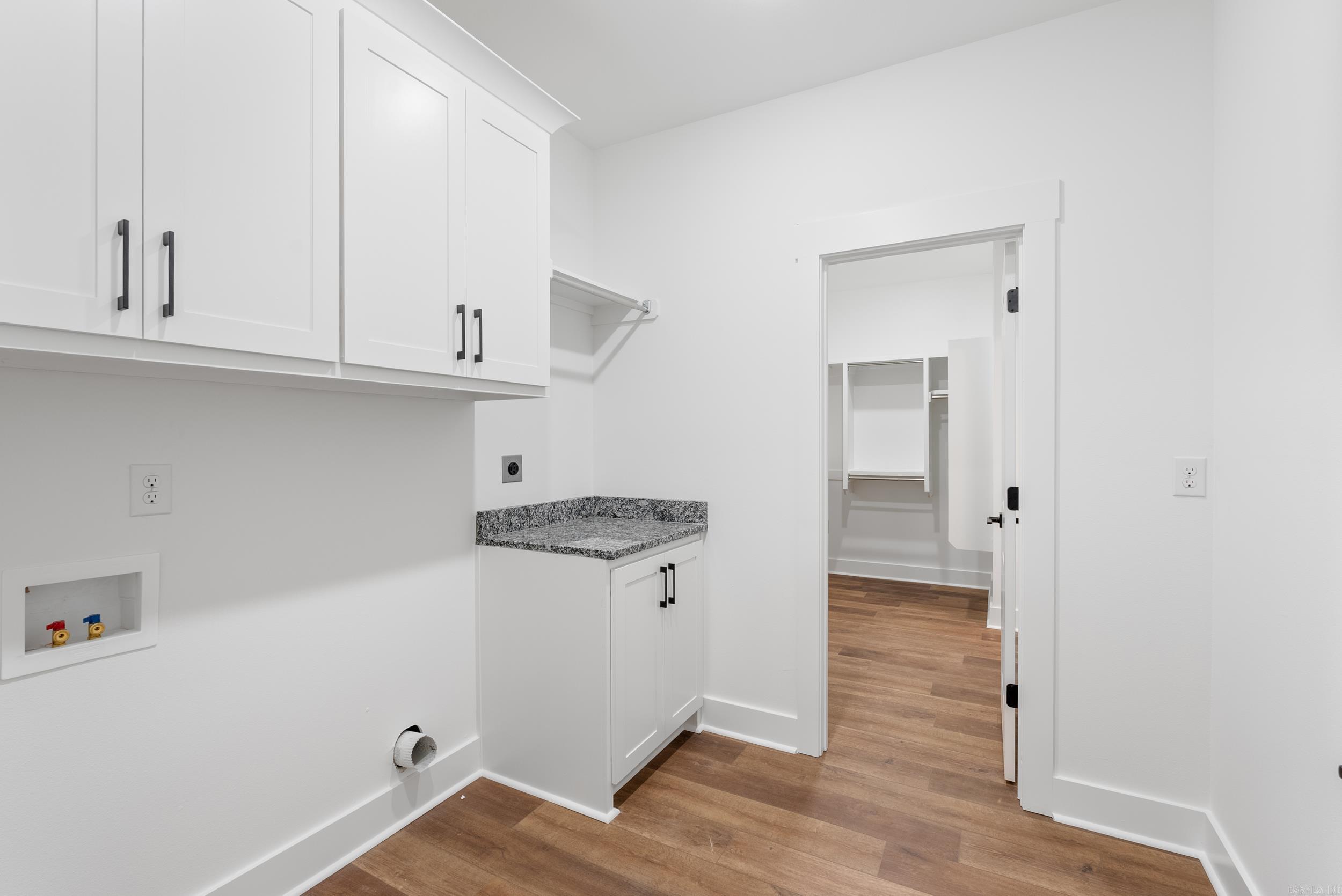 DENALI HEIGHTS - Residential