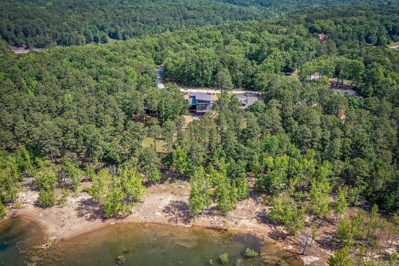 ENCHANTED PENINSULA - Residential
