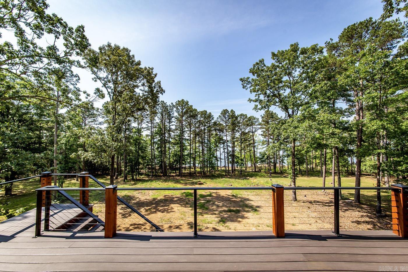 ENCHANTED PENINSULA - Residential