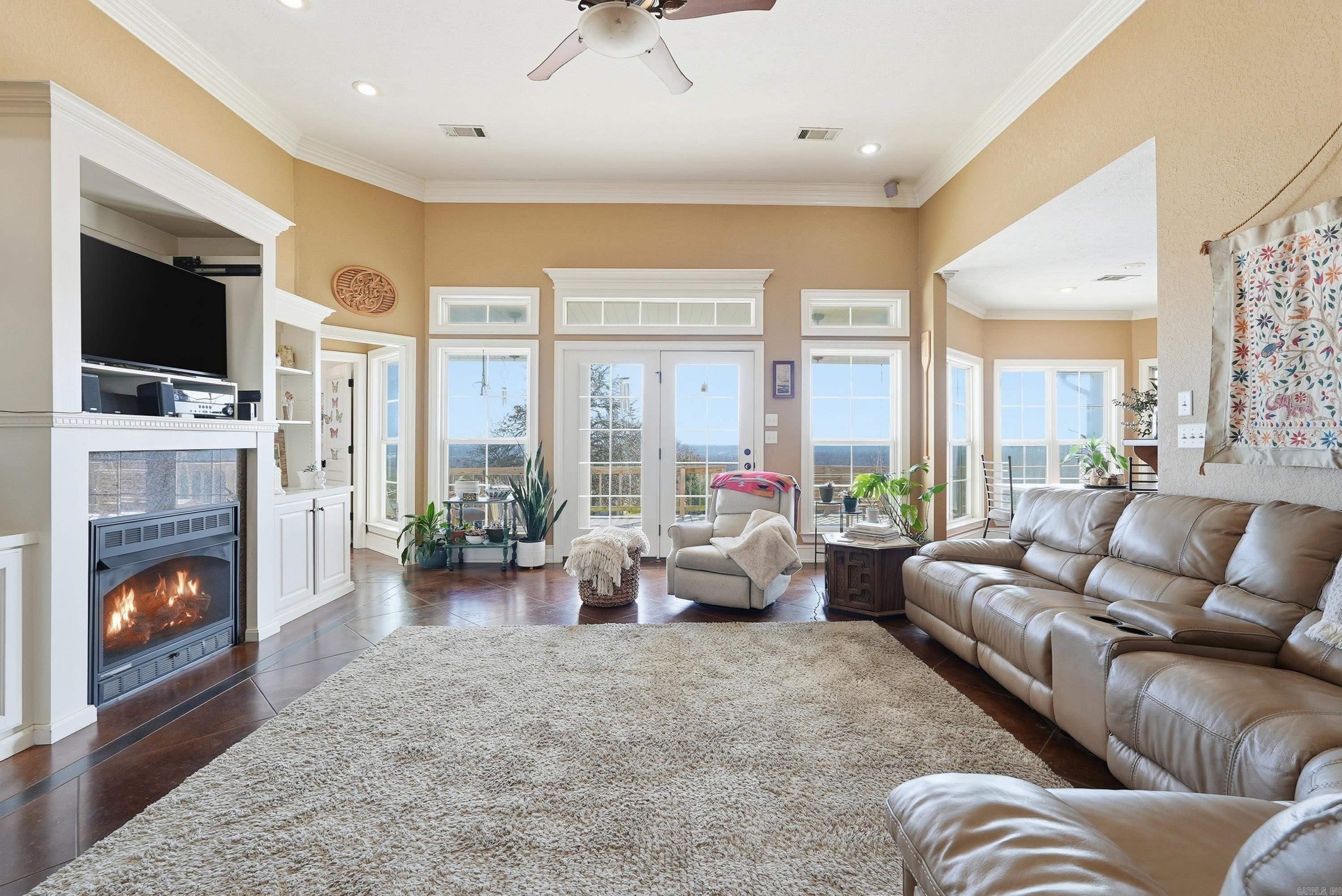 MILL CREEK EST - Residential