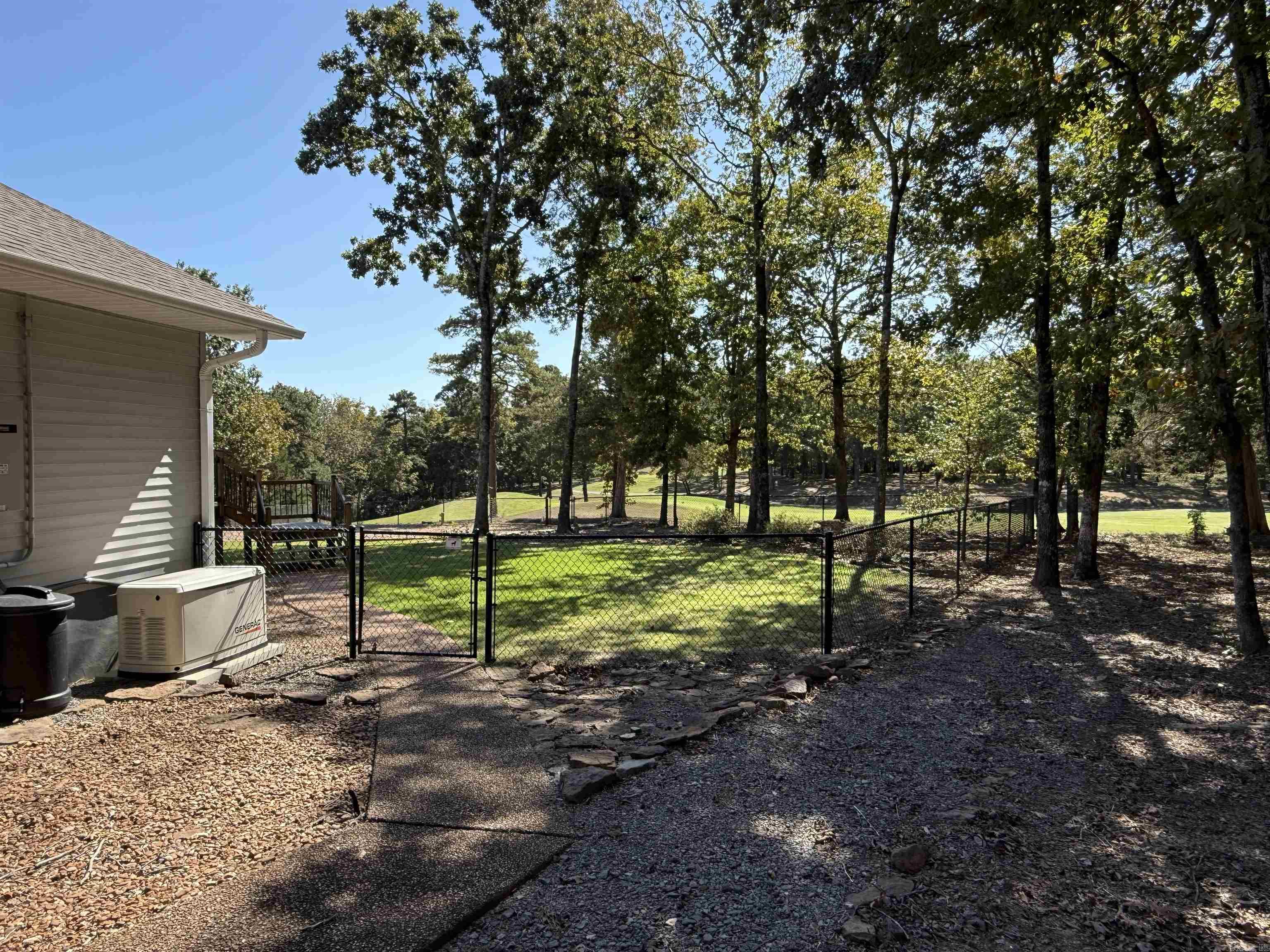 CASTLE RIDGE - Residential