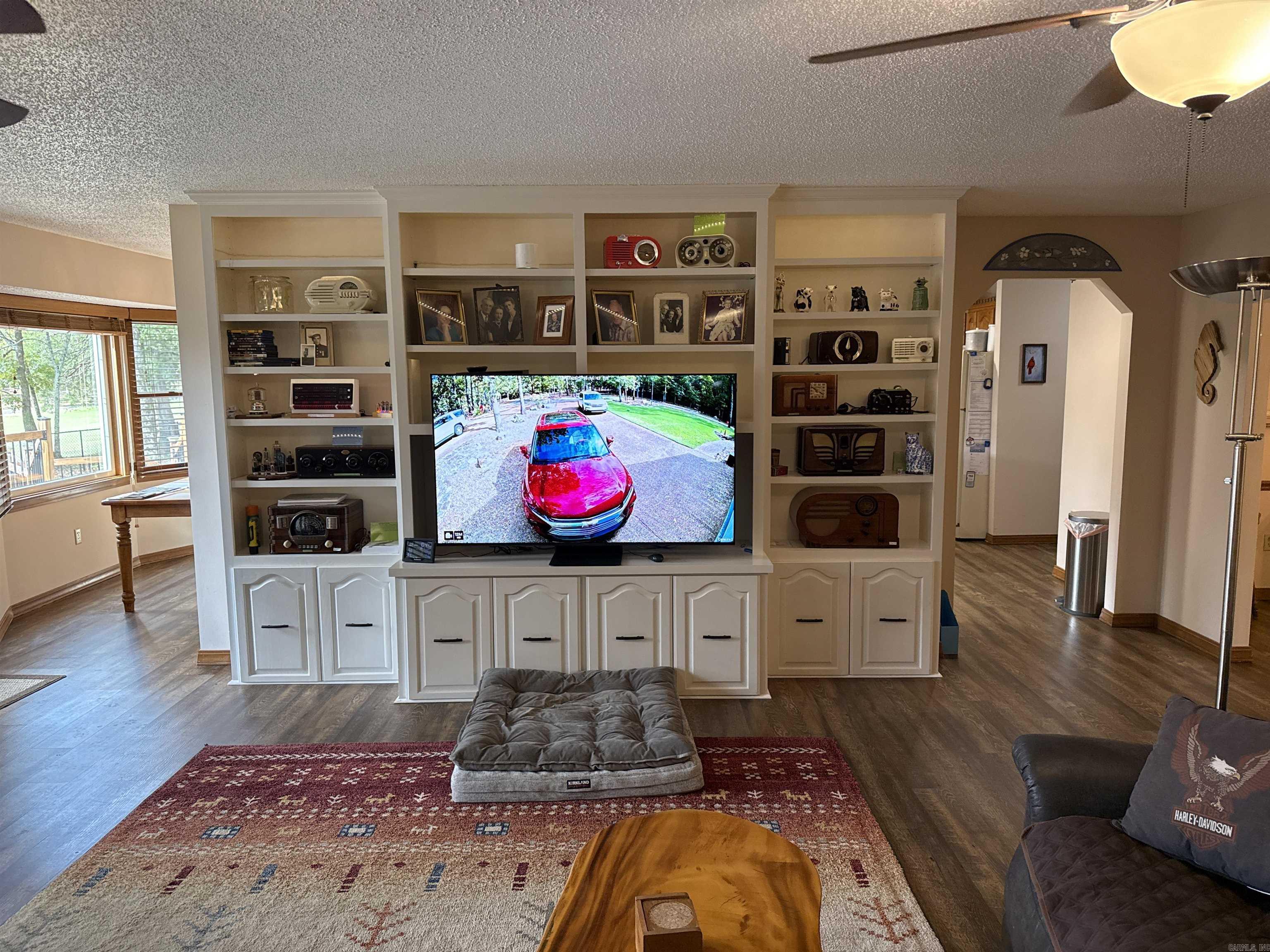 CASTLE RIDGE - Residential