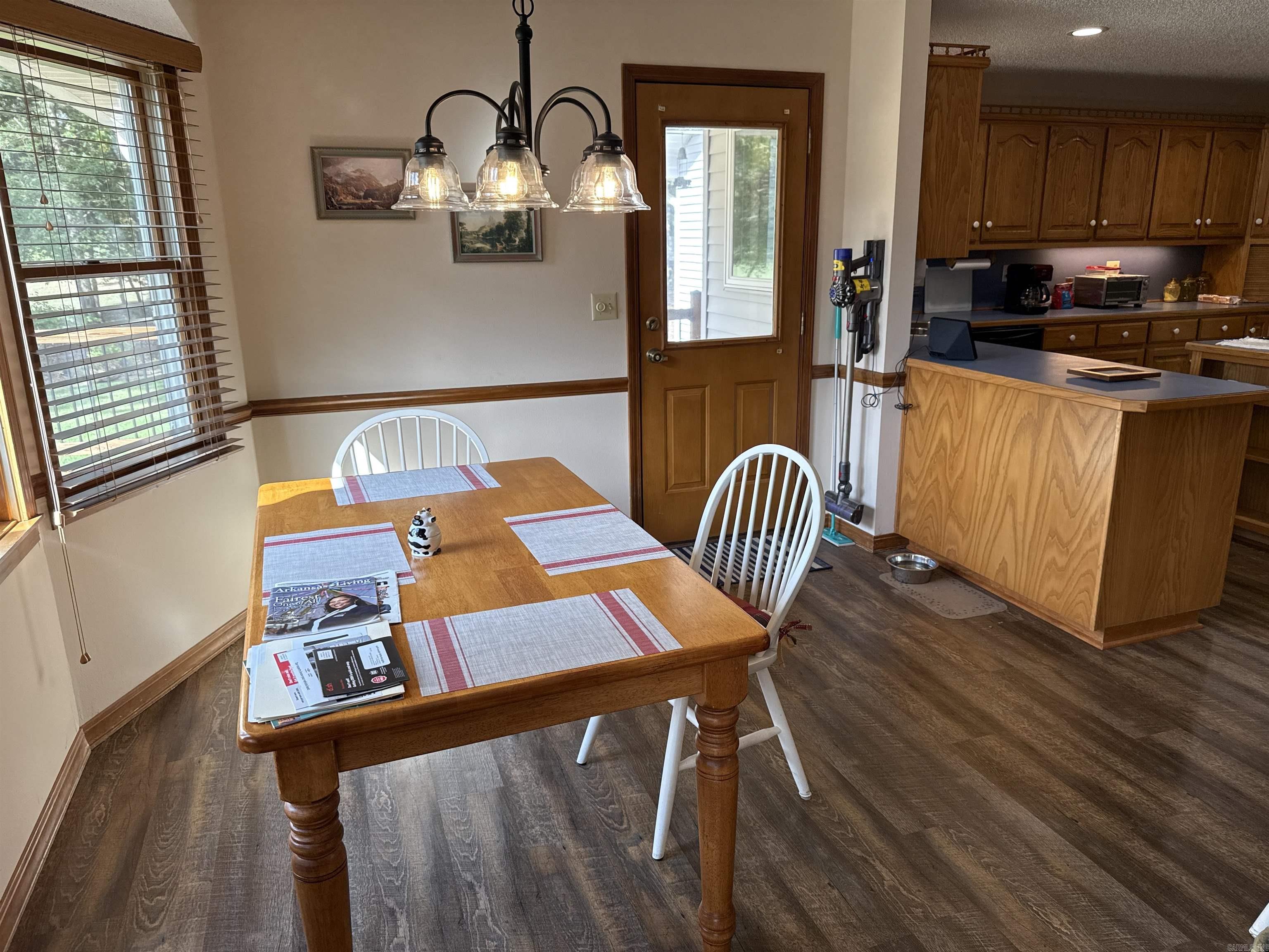 CASTLE RIDGE - Residential