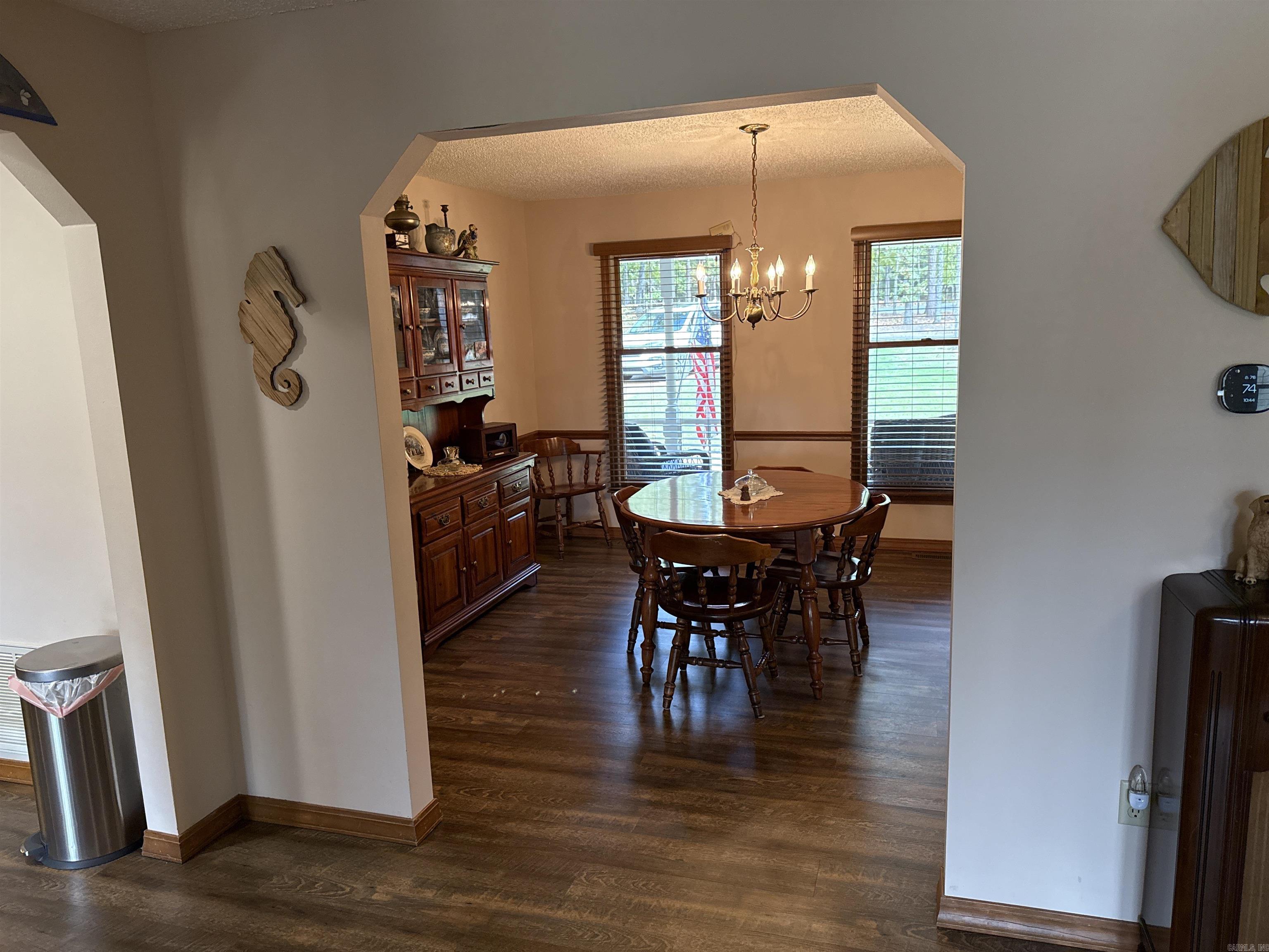CASTLE RIDGE - Residential