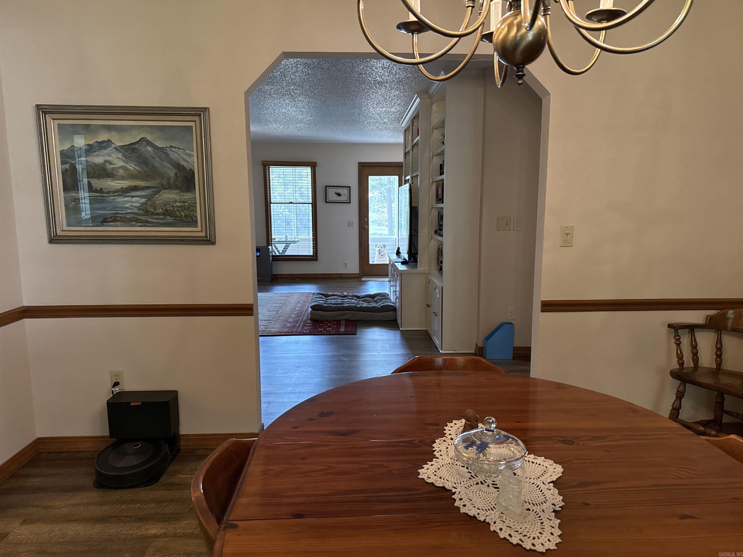 CASTLE RIDGE - Residential