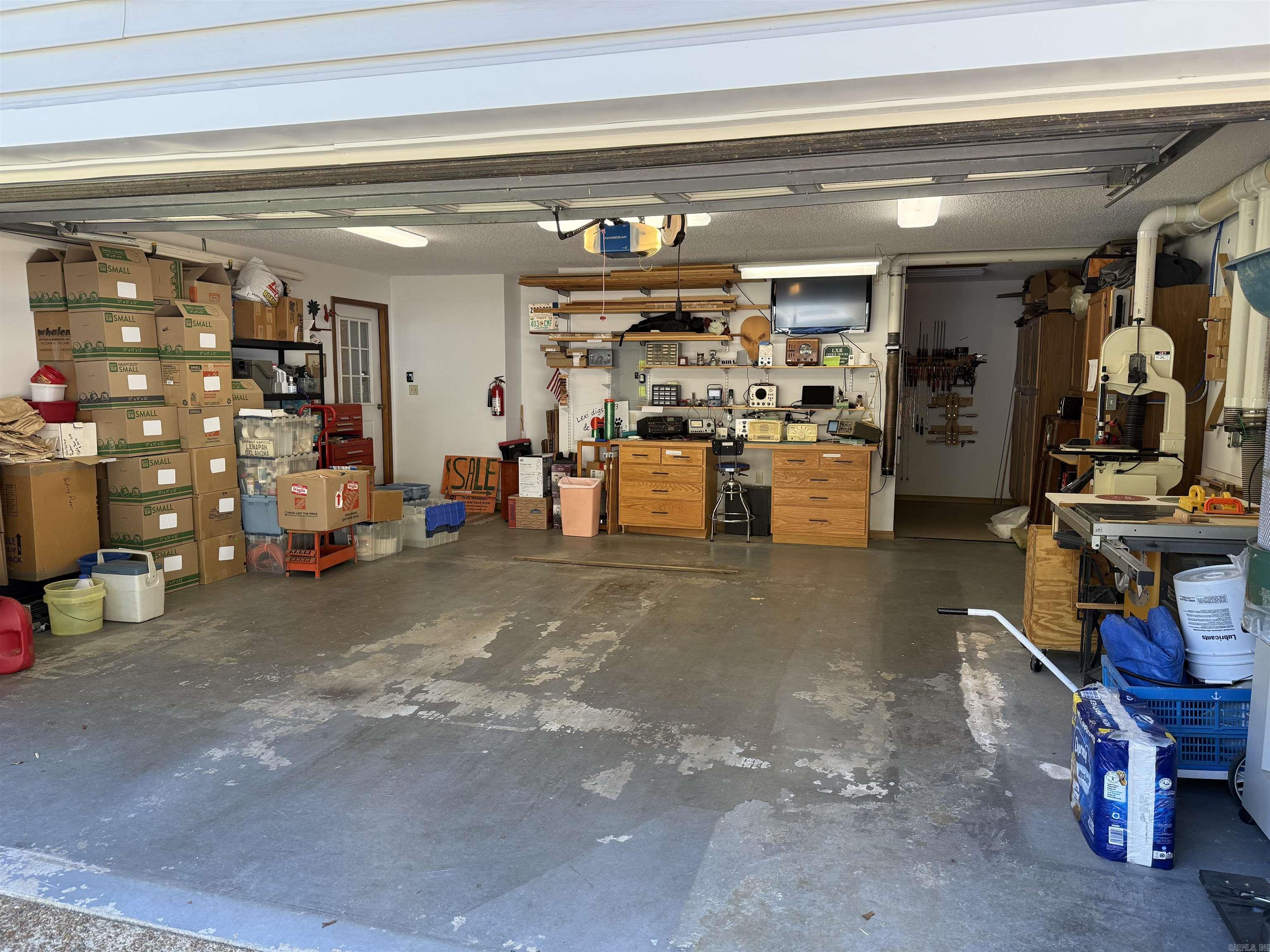 CASTLE RIDGE - Residential