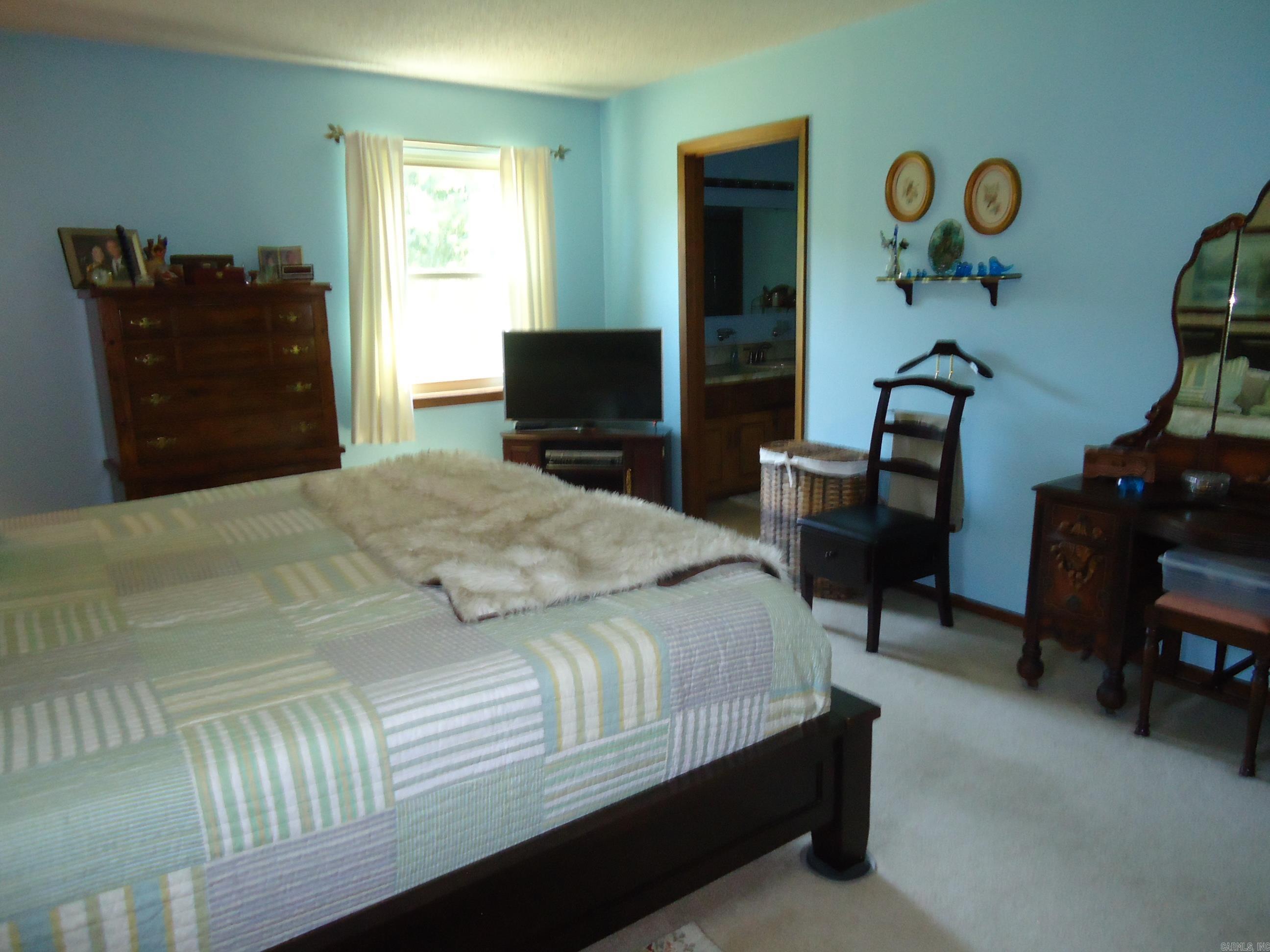 NORTH MOORE ESTATES - Residential