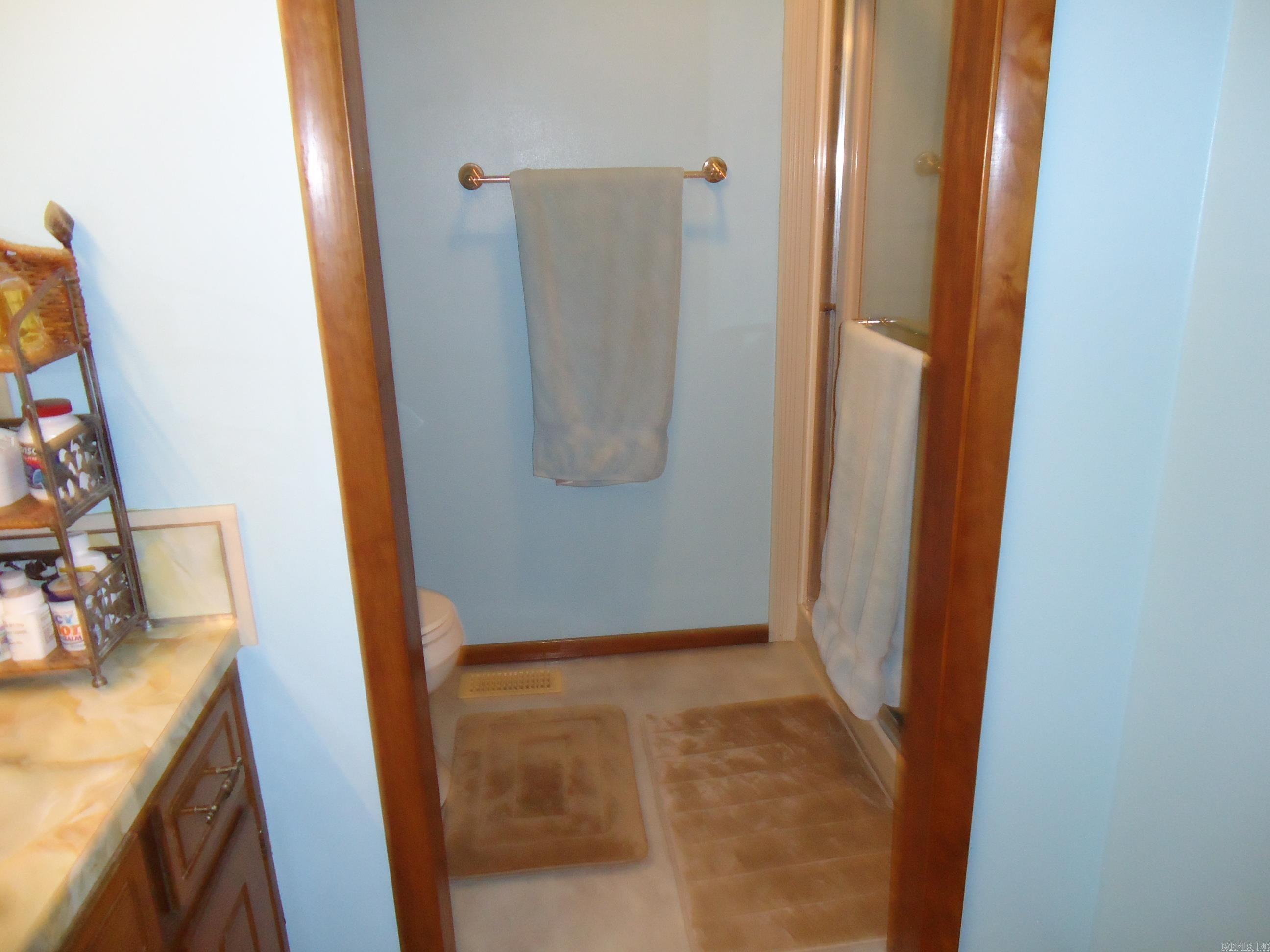 NORTH MOORE ESTATES - Residential