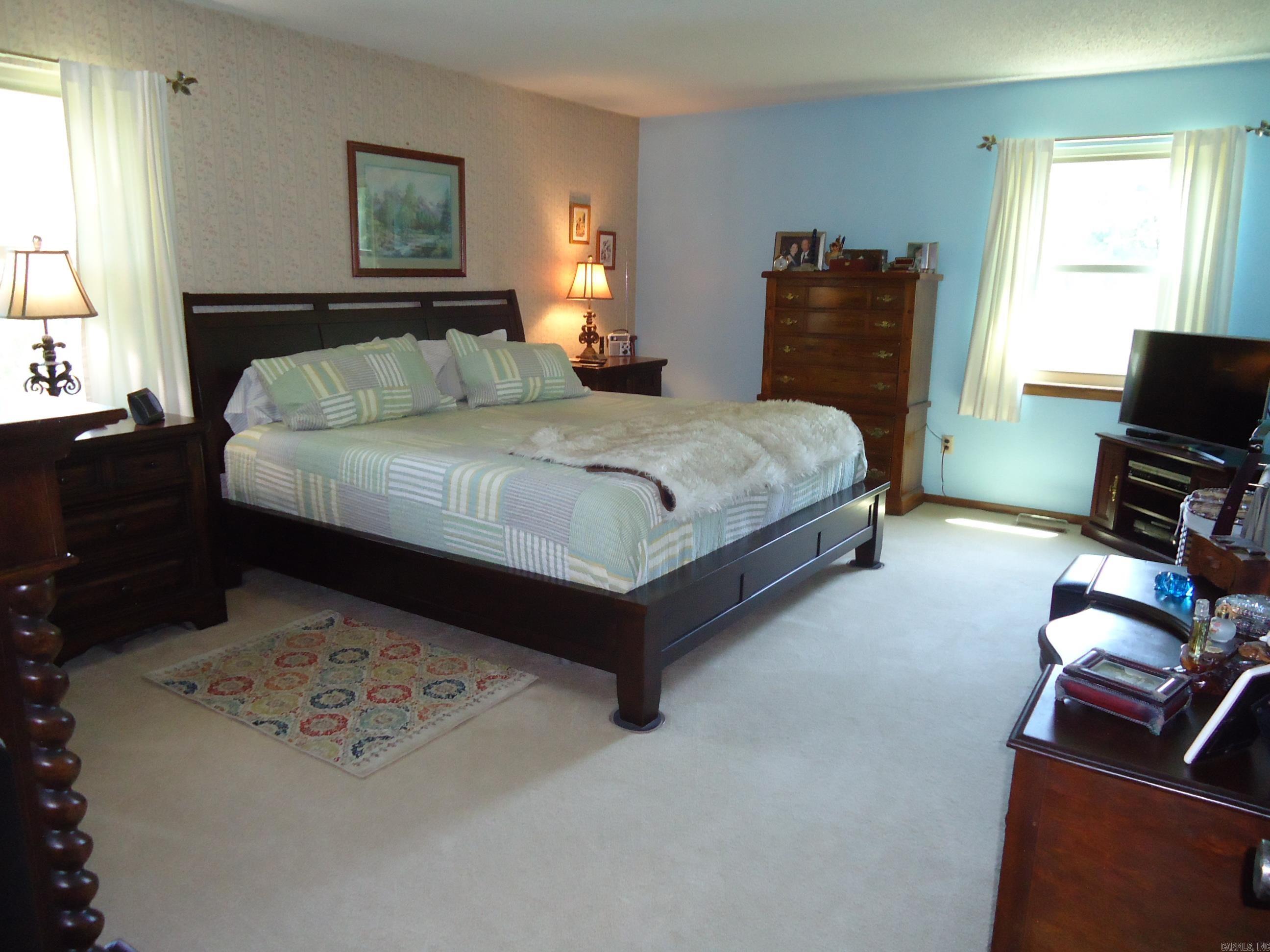 NORTH MOORE ESTATES - Residential