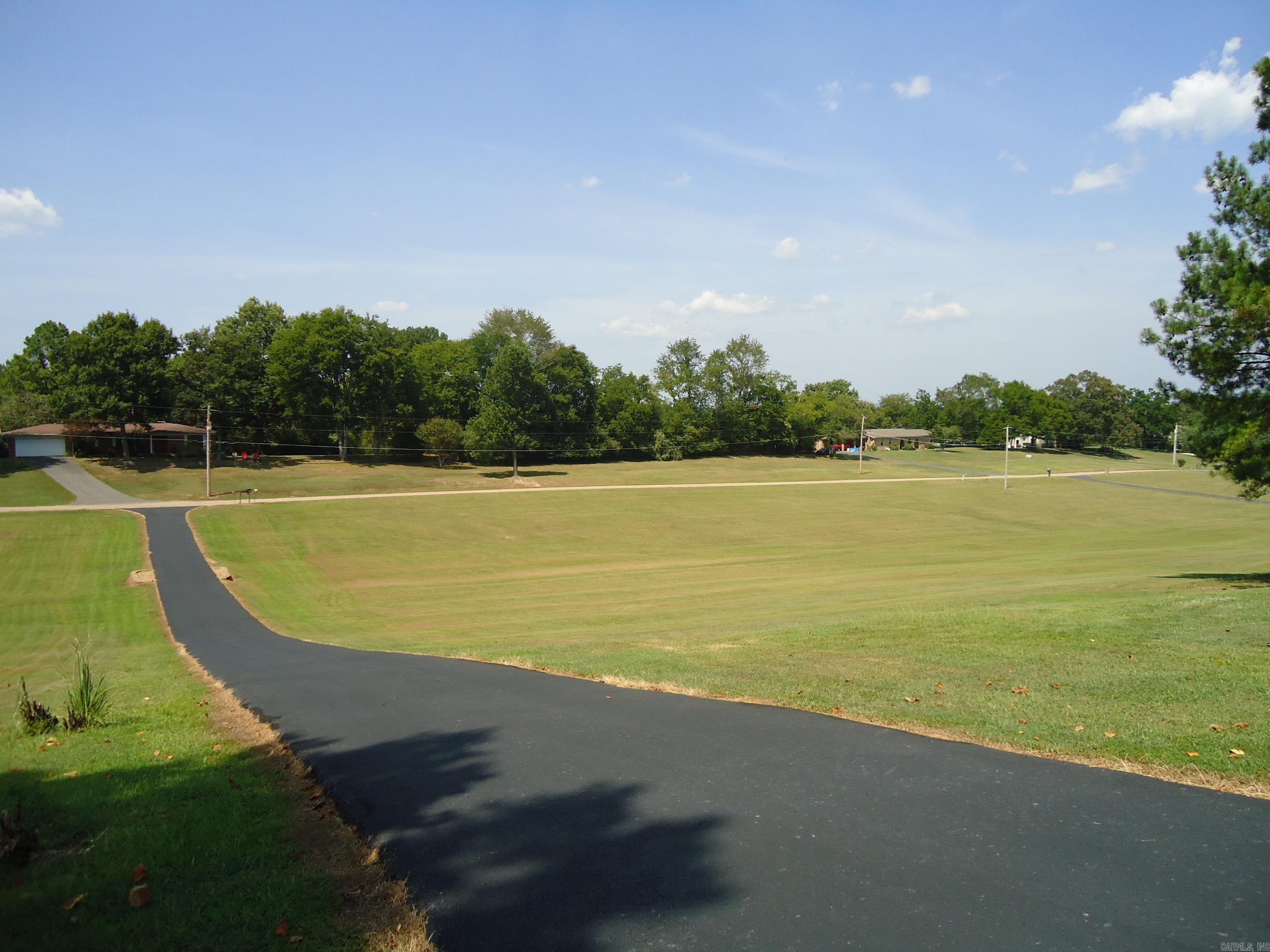 NORTH MOORE ESTATES - Residential