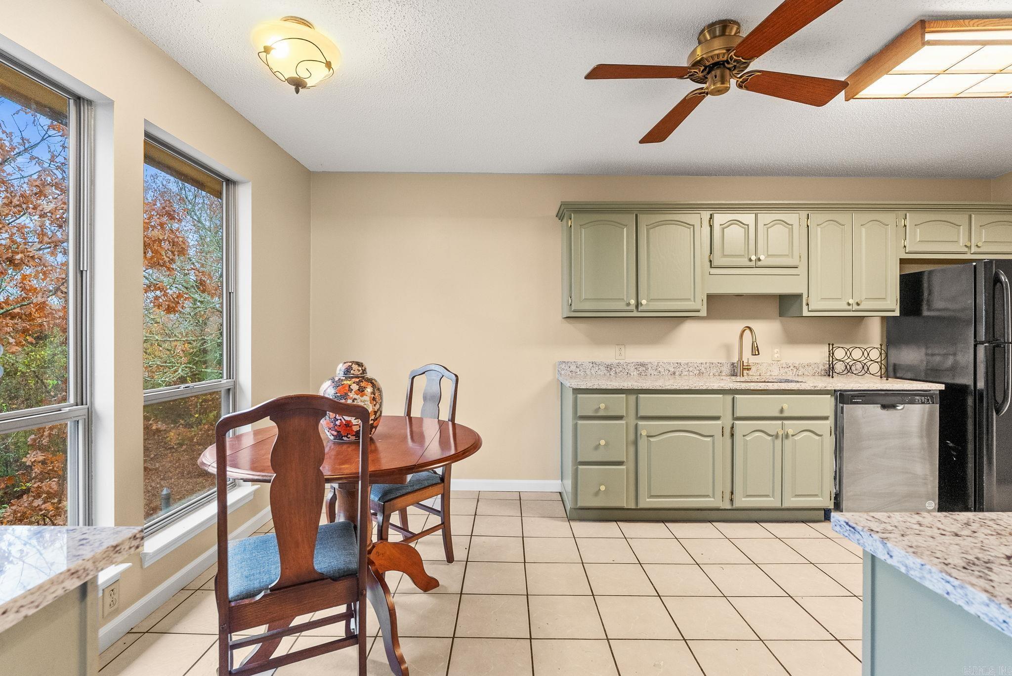 QUAIL VALLEY ESTS - Residential