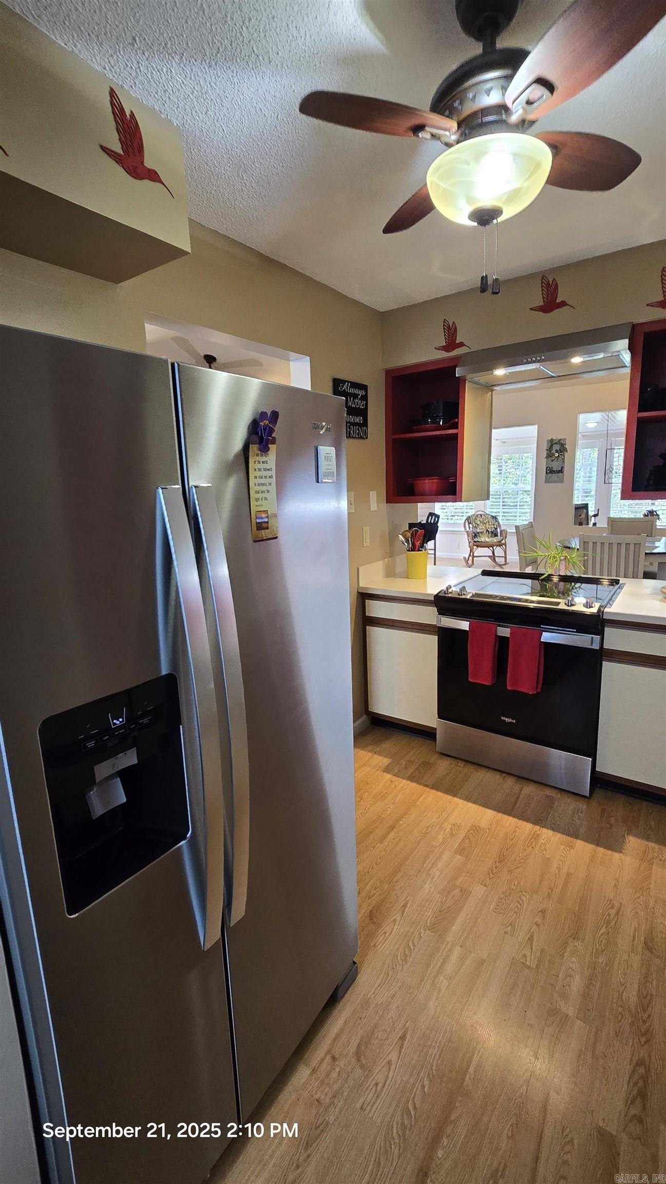 Brentwood Townhouse - Residential