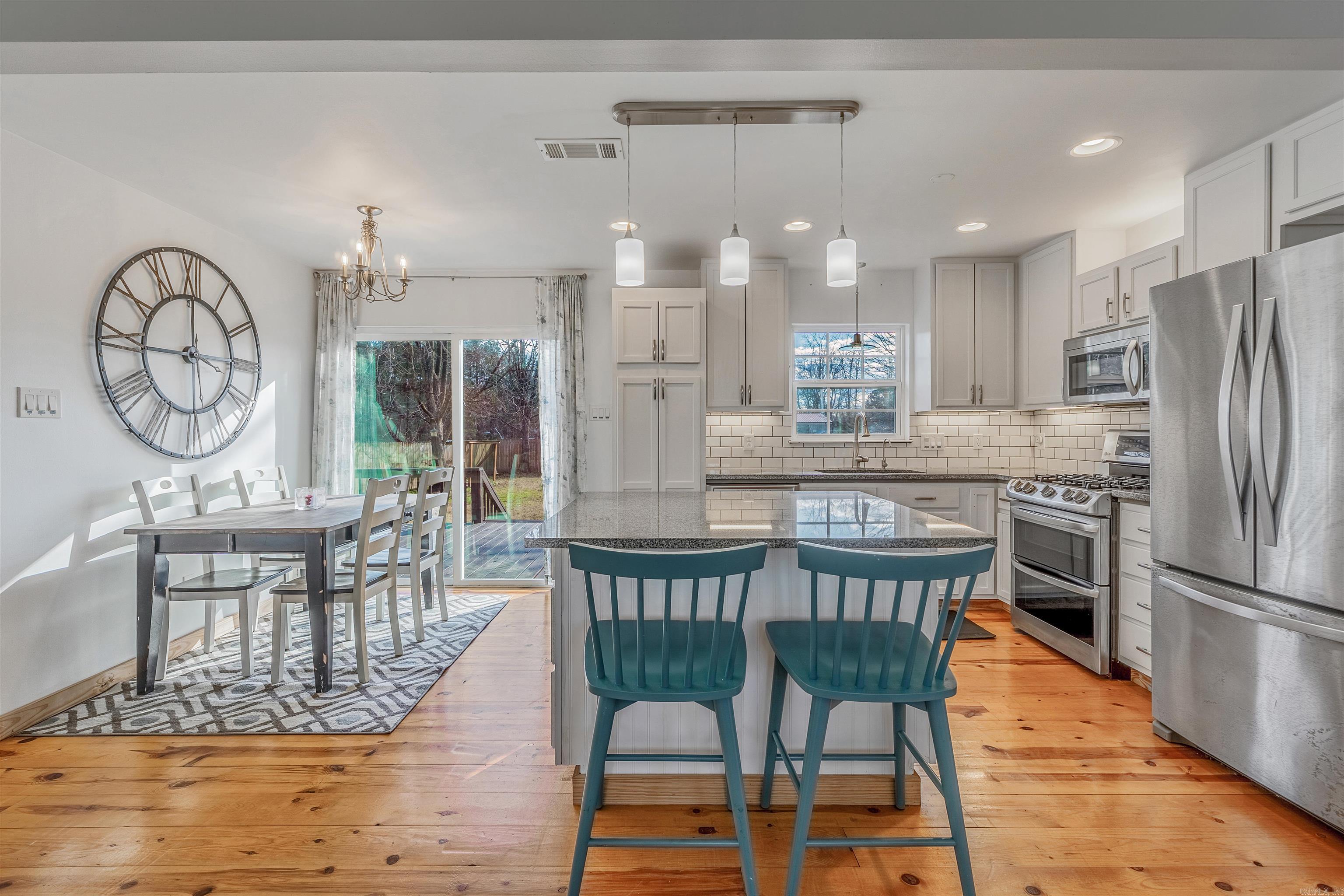 OVERCUP LAKE RESORT ANNEX - Residential