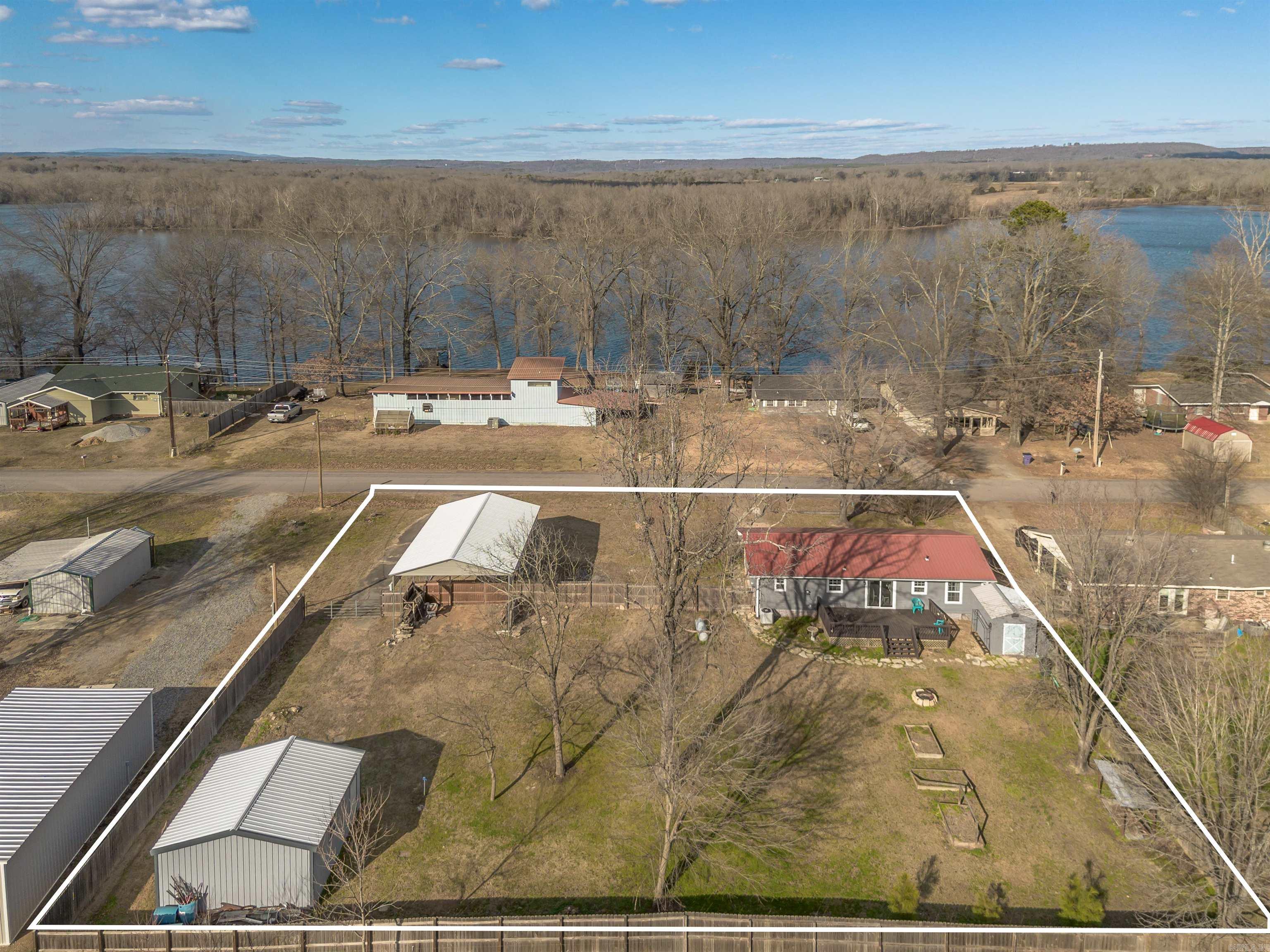 OVERCUP LAKE RESORT ANNEX - Residential