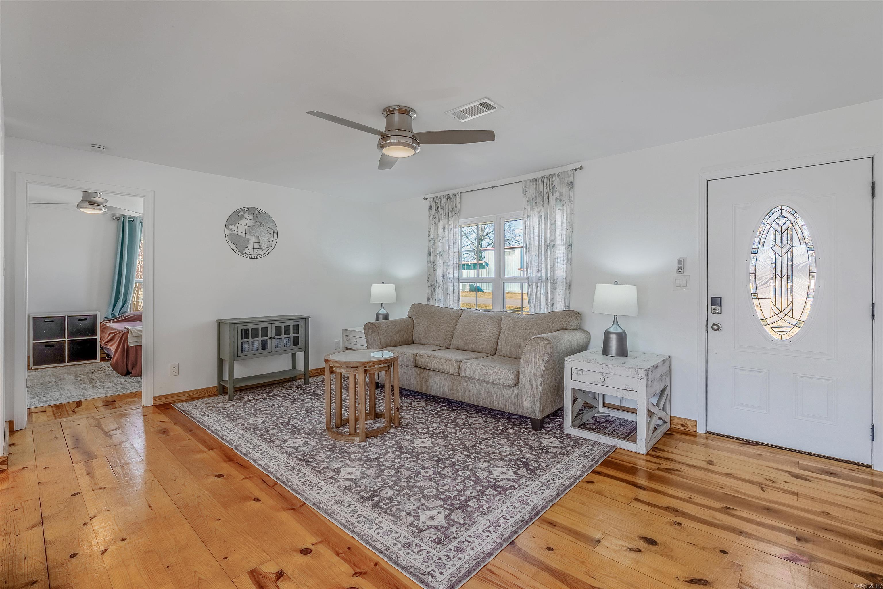 OVERCUP LAKE RESORT ANNEX - Residential