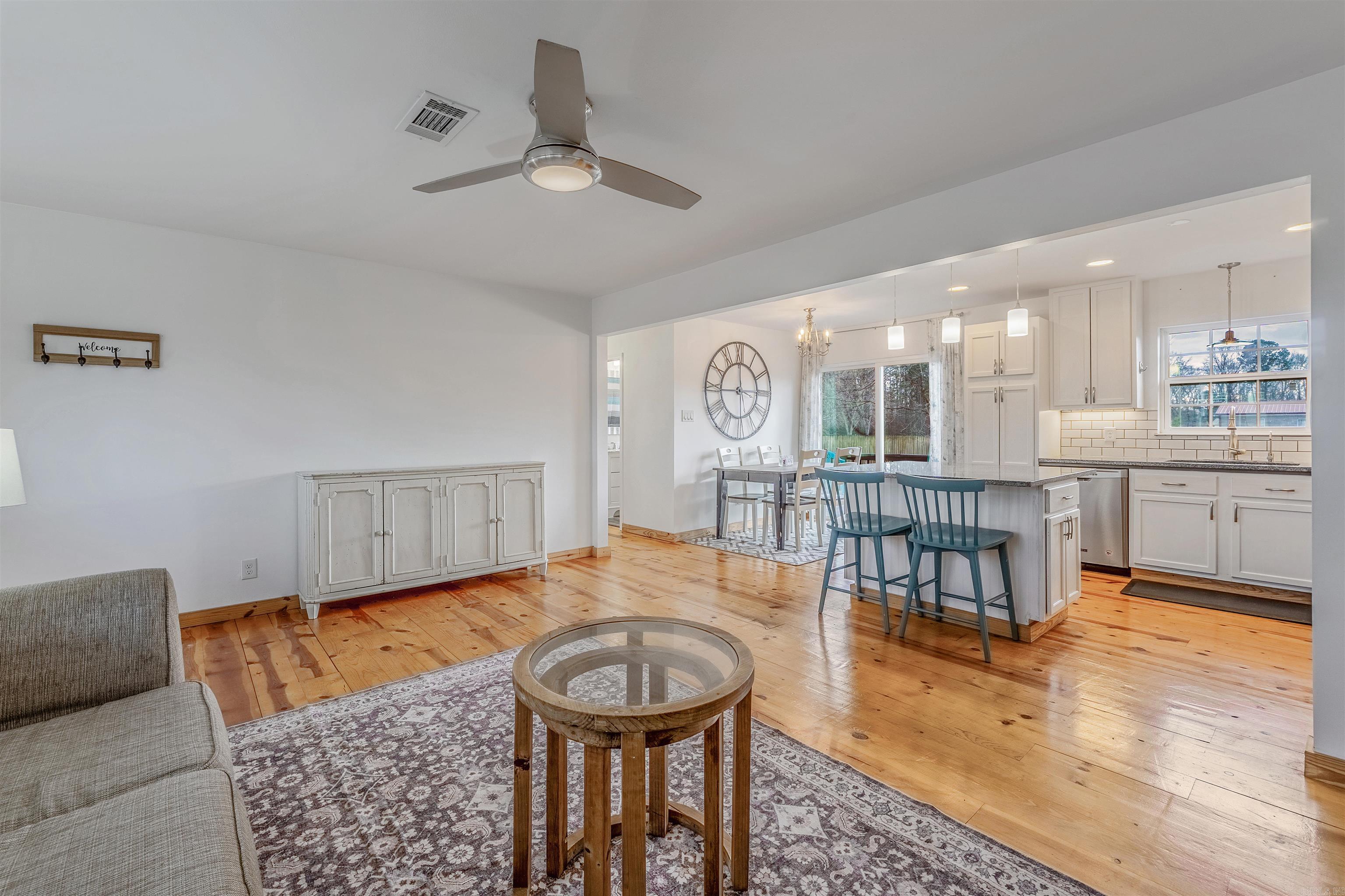 OVERCUP LAKE RESORT ANNEX - Residential