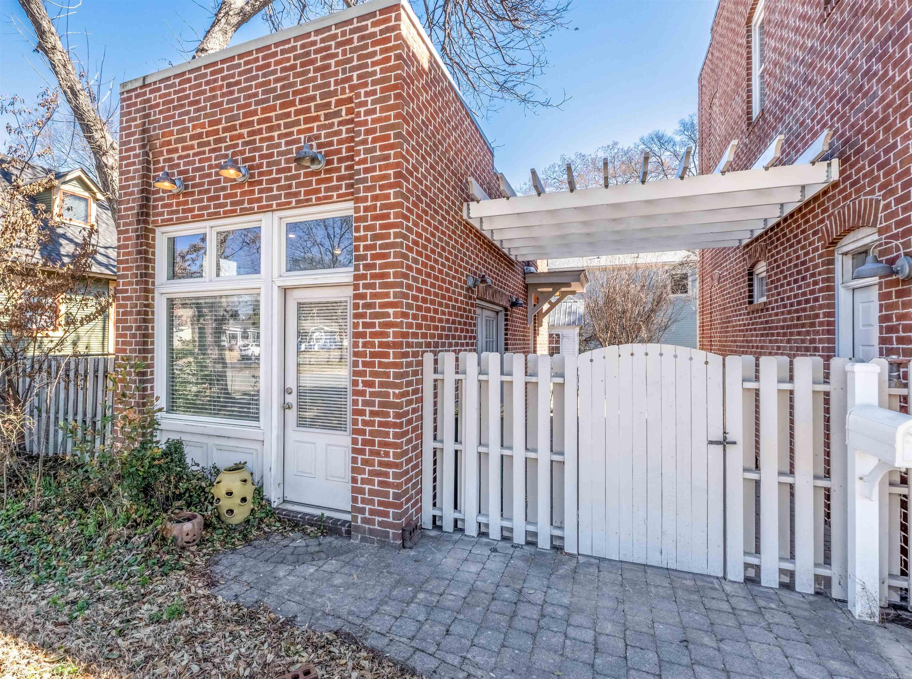 CLENDENNIN - Residential