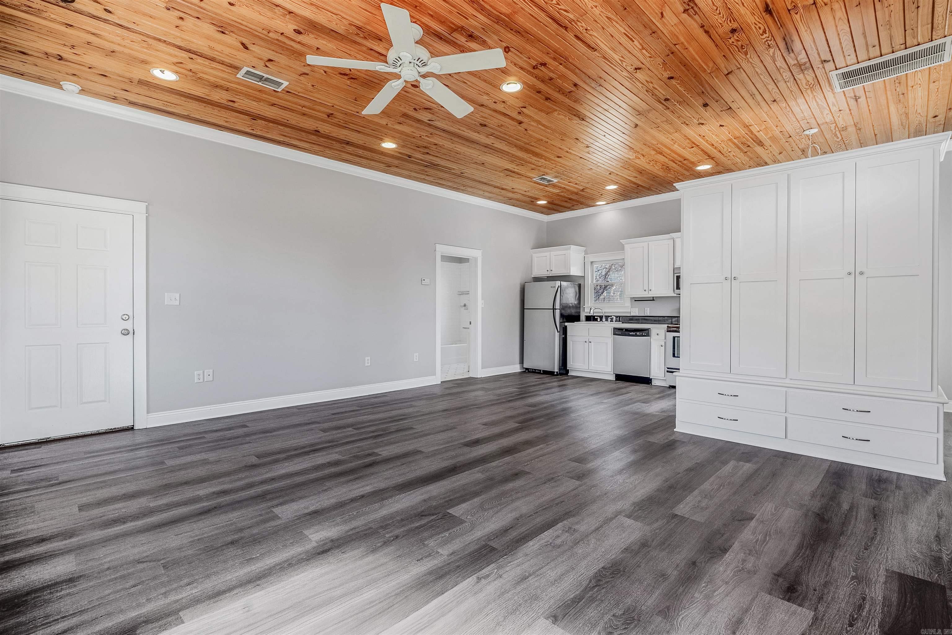 CLENDENNIN - Residential