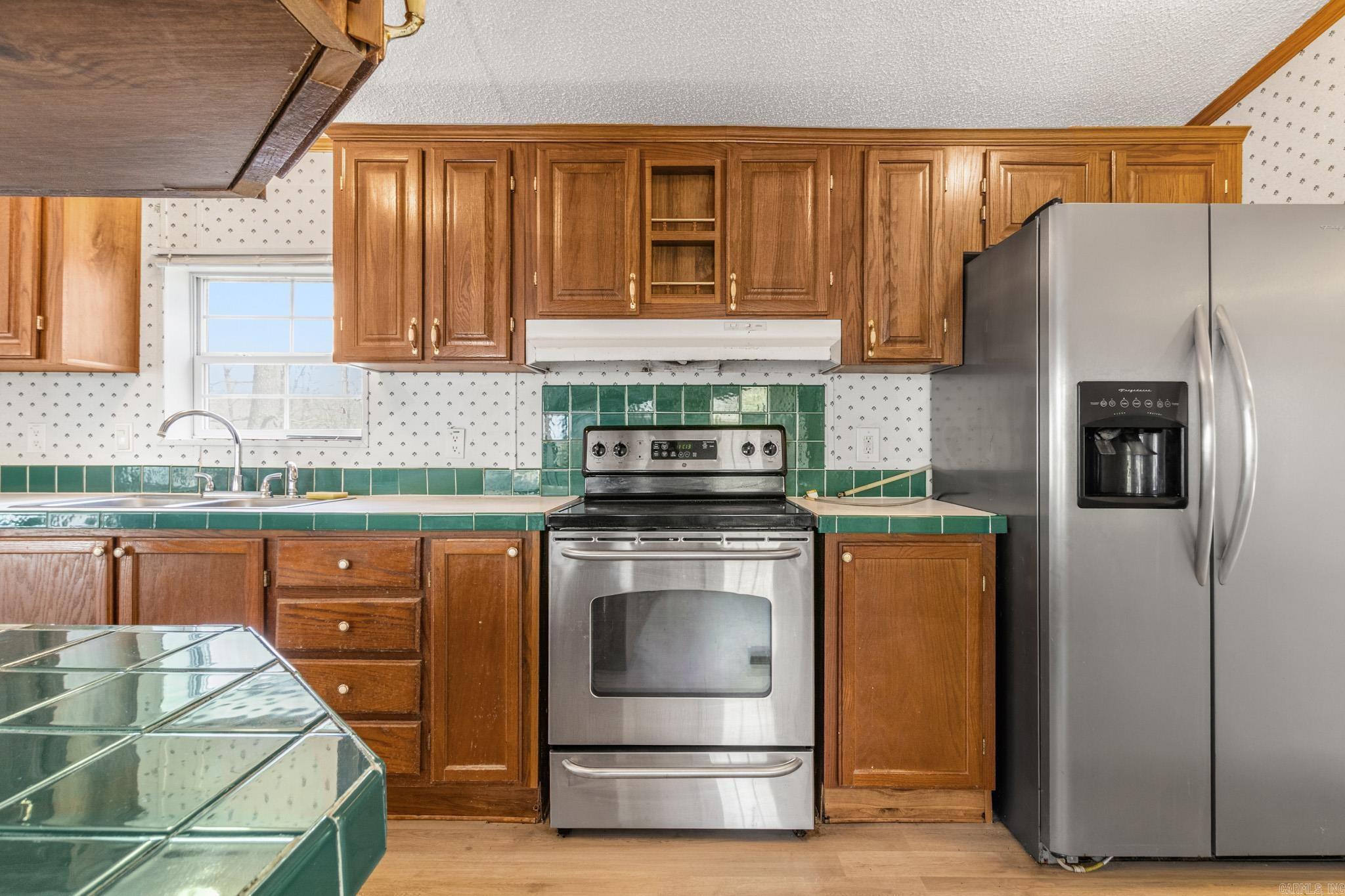 BACKBONE ESTATES - Residential