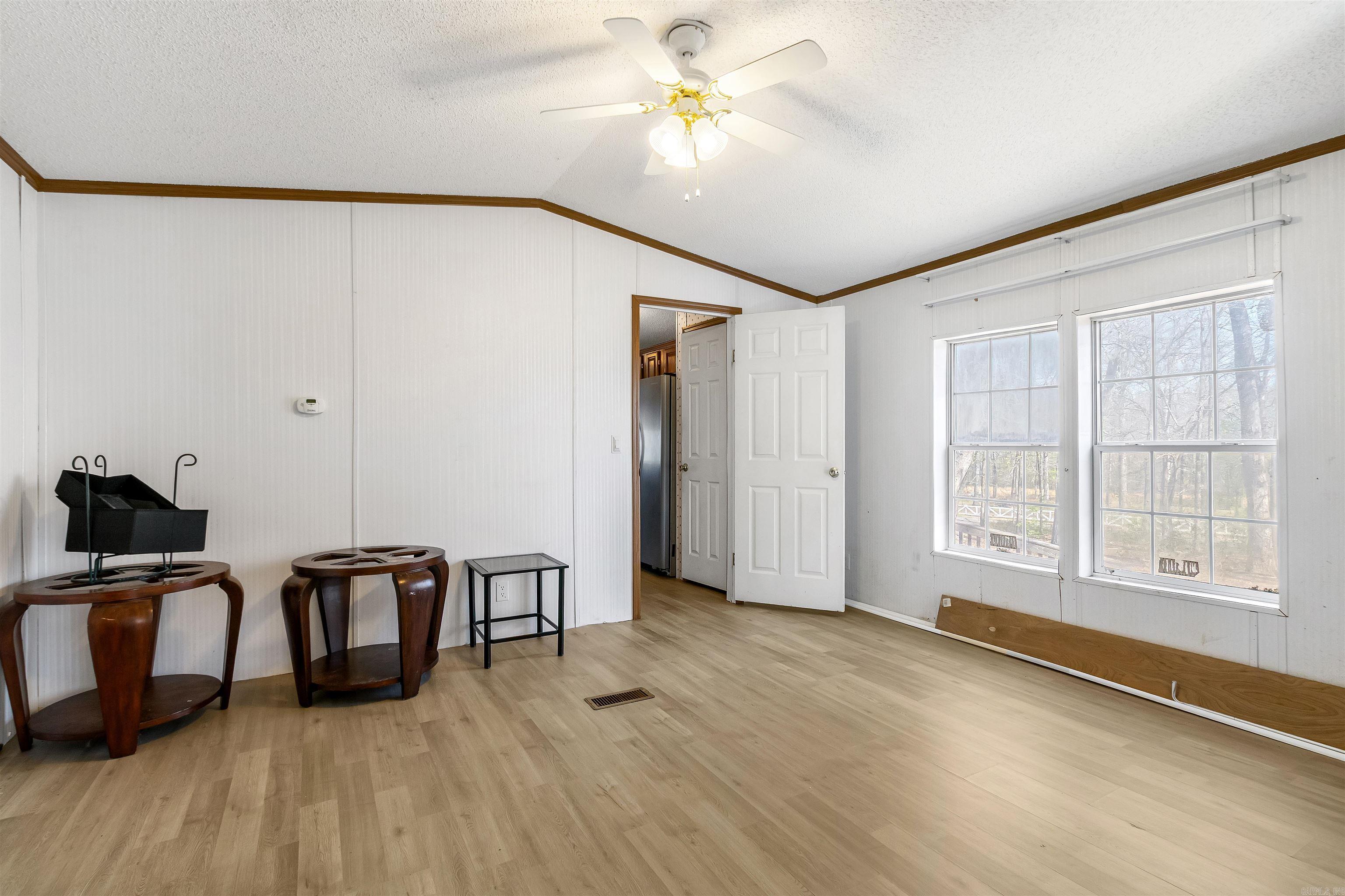 BACKBONE ESTATES - Residential