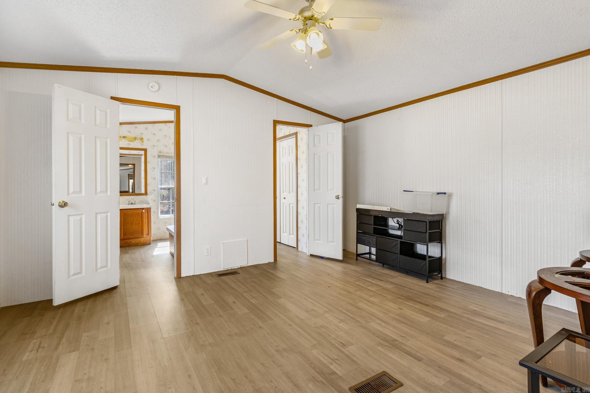 BACKBONE ESTATES - Residential