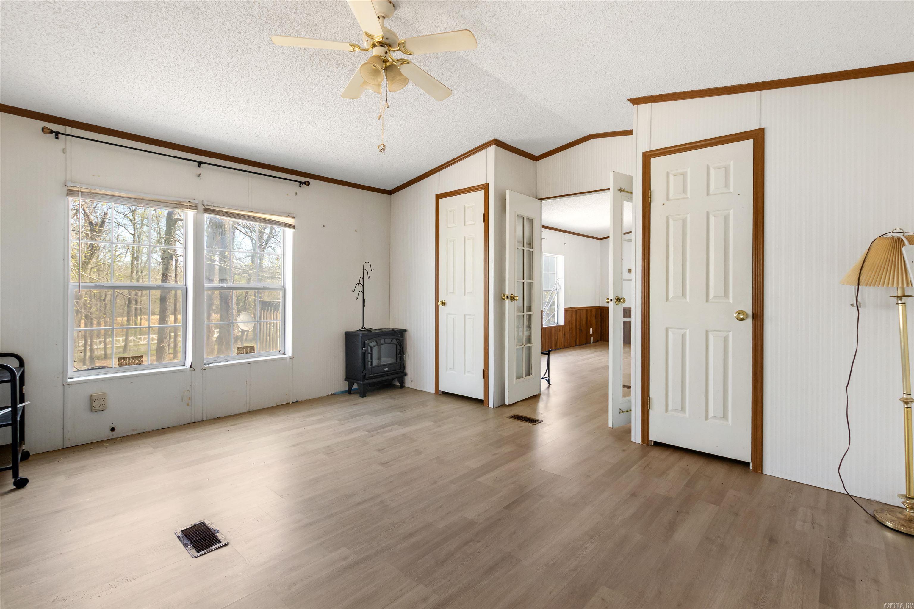 BACKBONE ESTATES - Residential