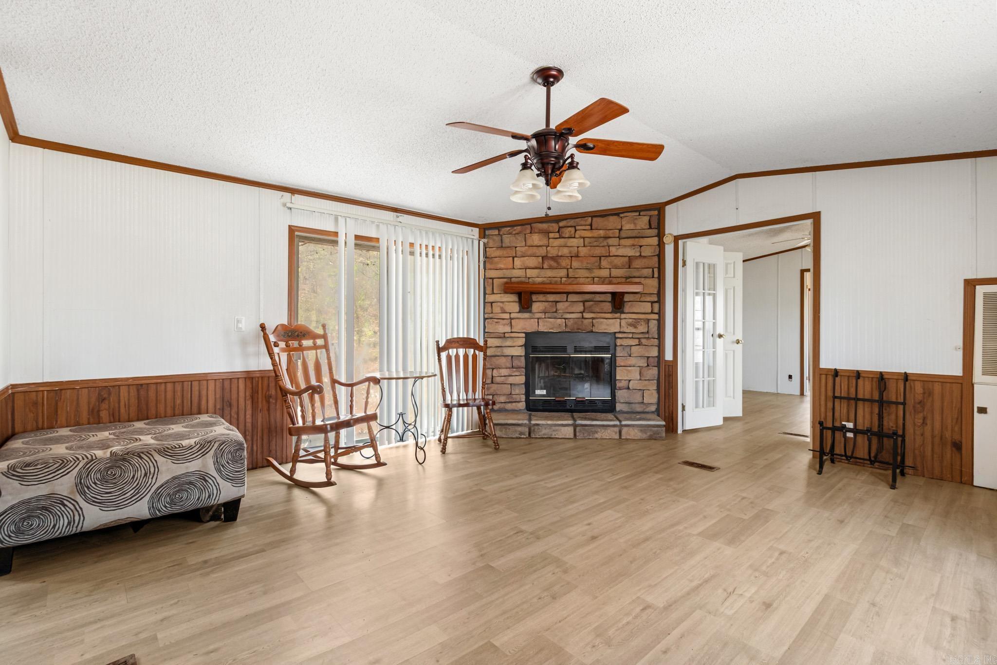 BACKBONE ESTATES - Residential