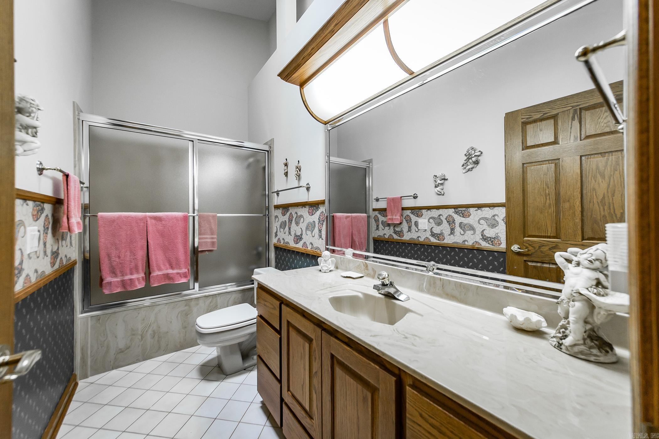 Oak Ridge - Residential