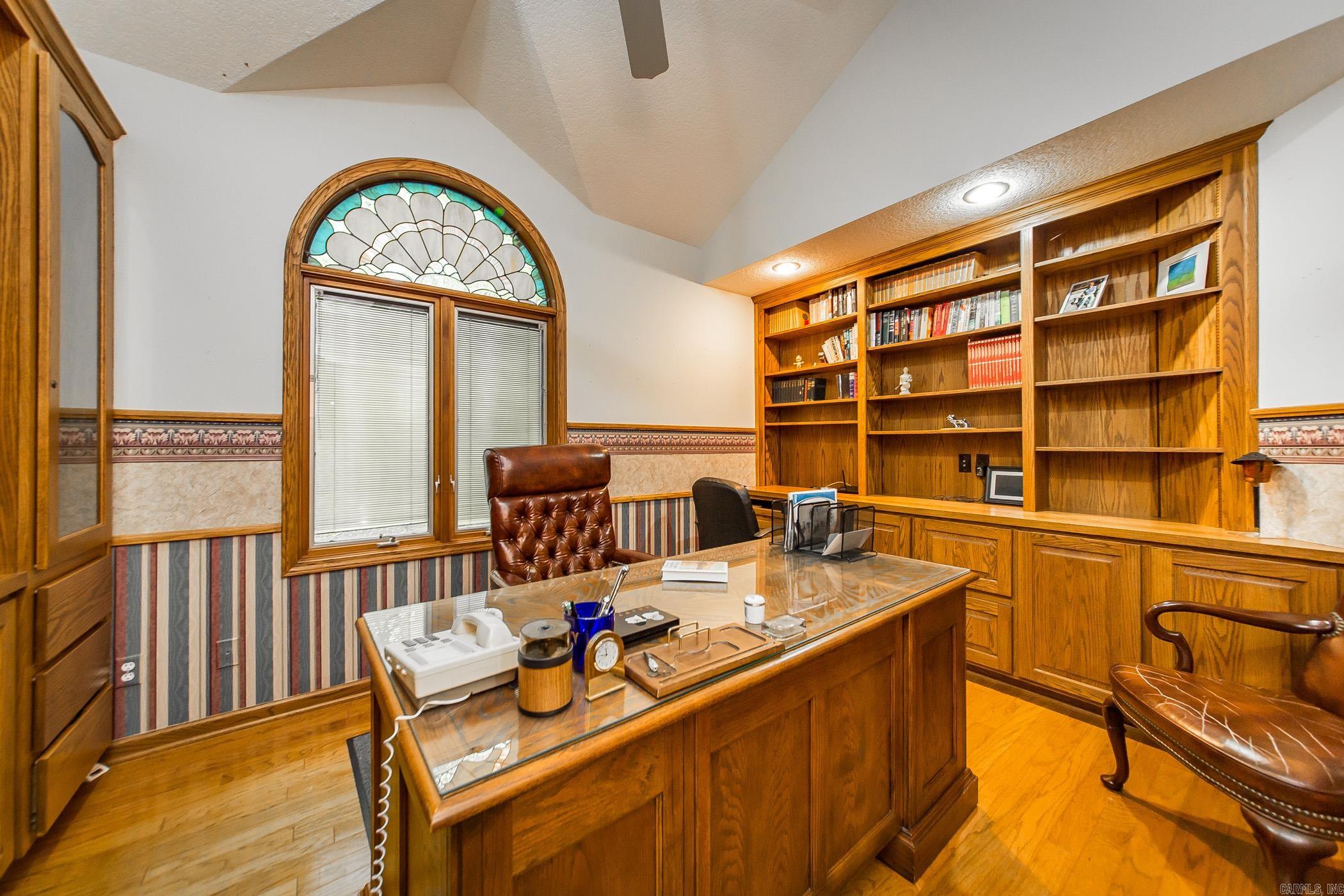 Oak Ridge - Residential