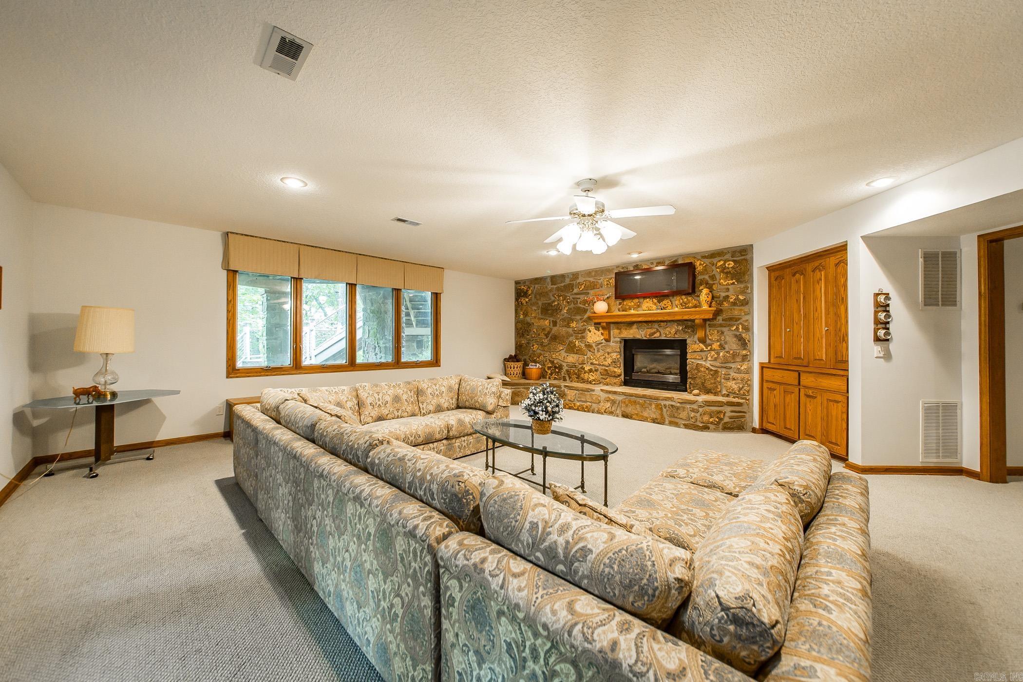 Oak Ridge - Residential