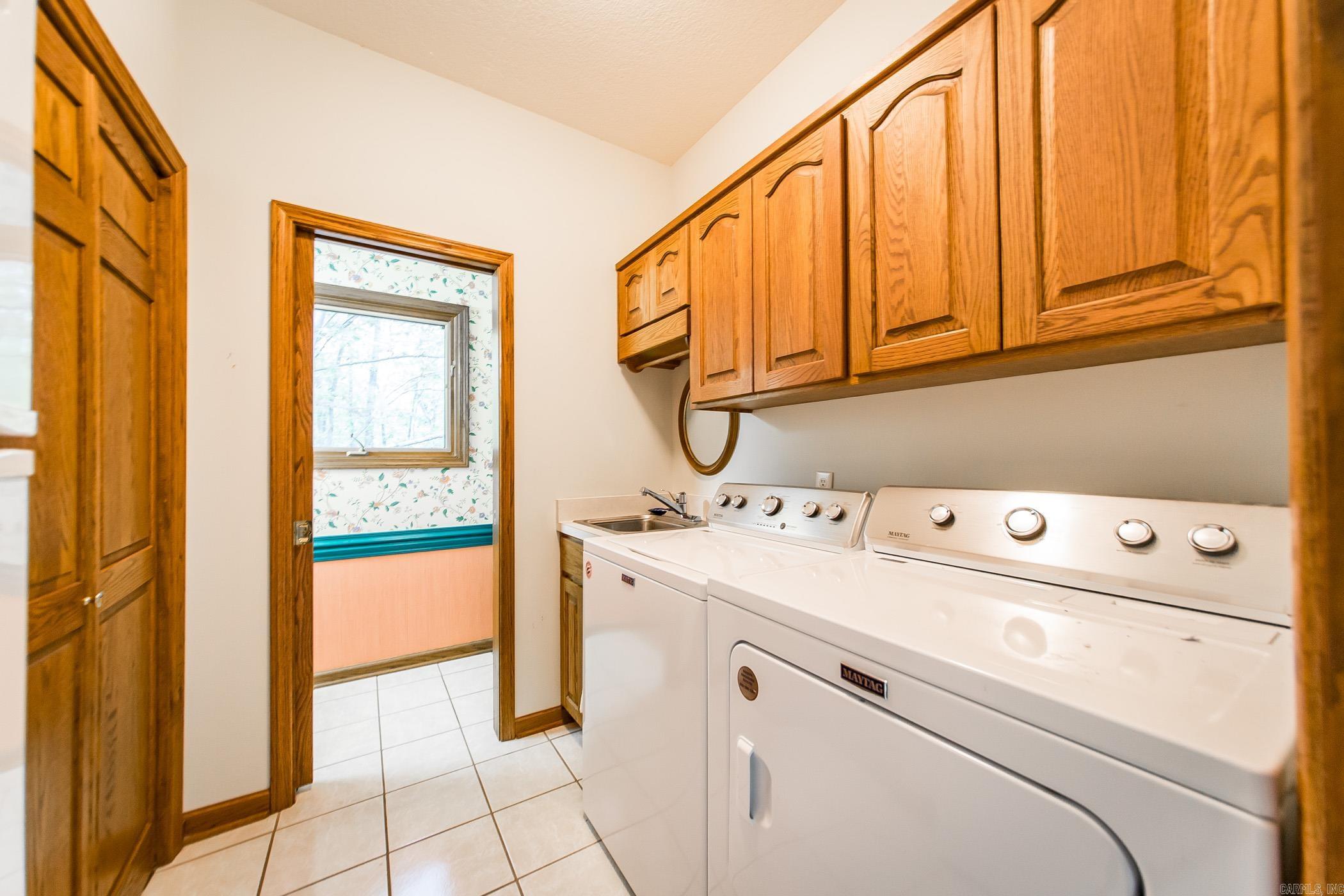 Oak Ridge - Residential
